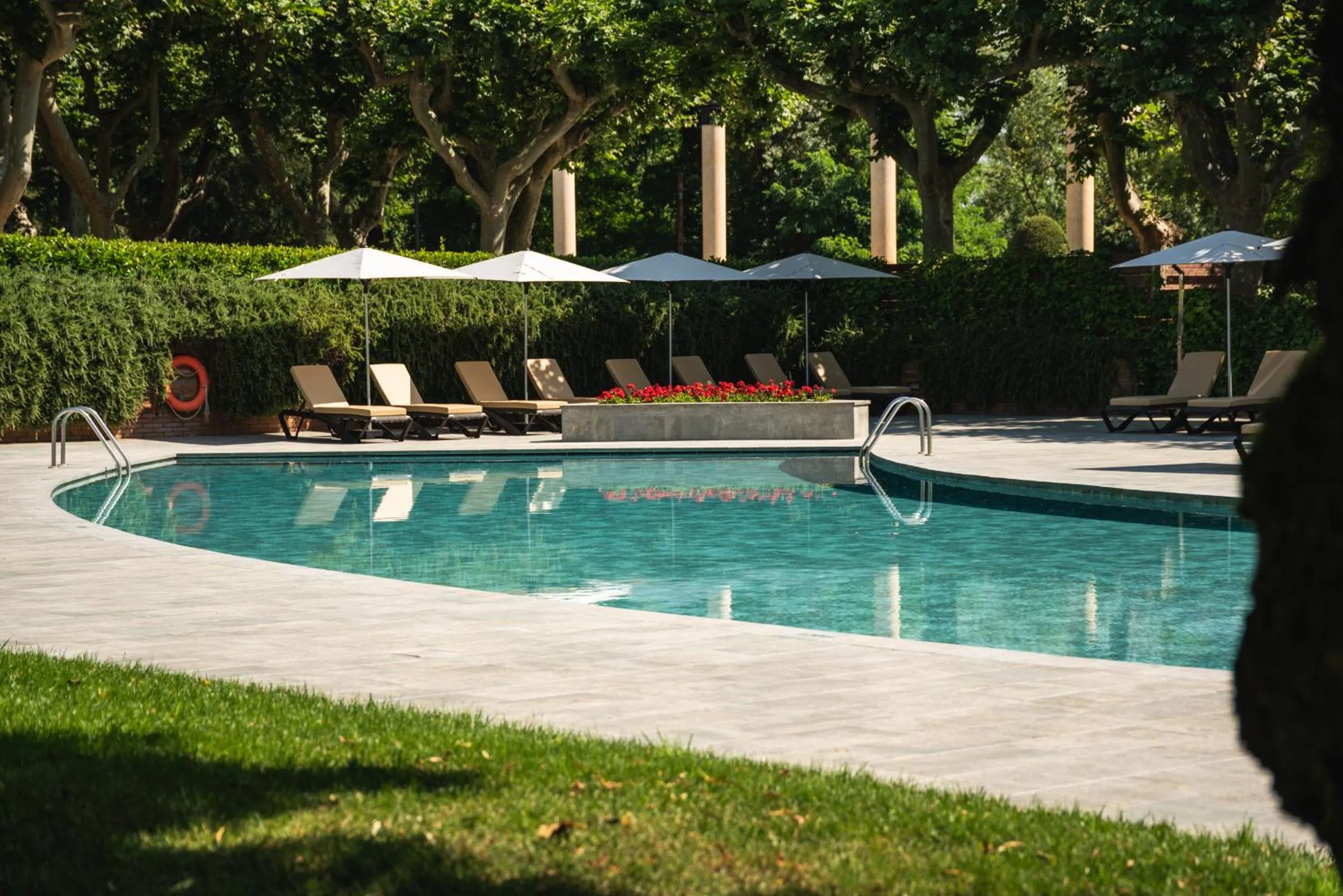Pool view in Hotel Balneari Termes Orion