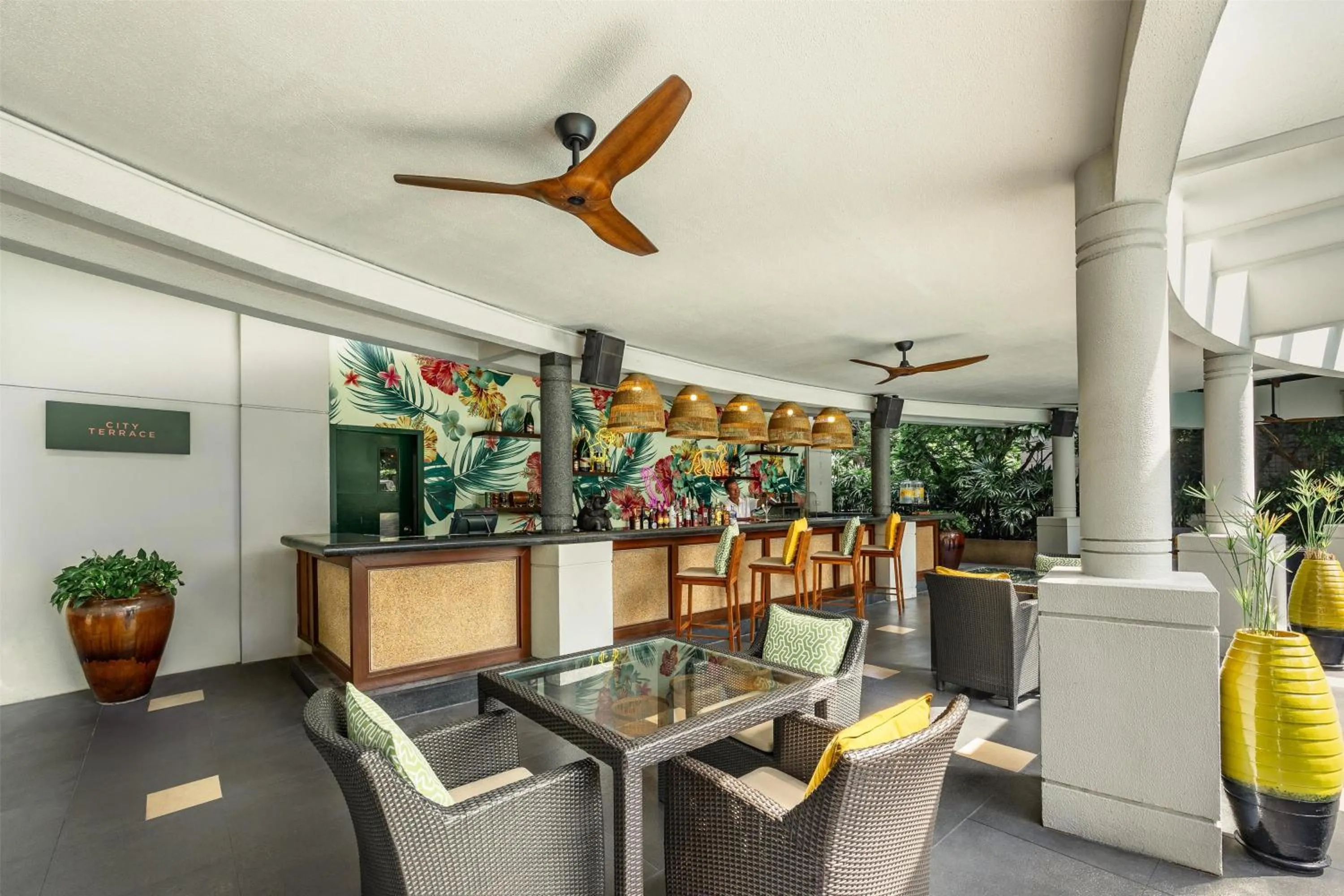 Lounge or bar in Conrad Bangkok