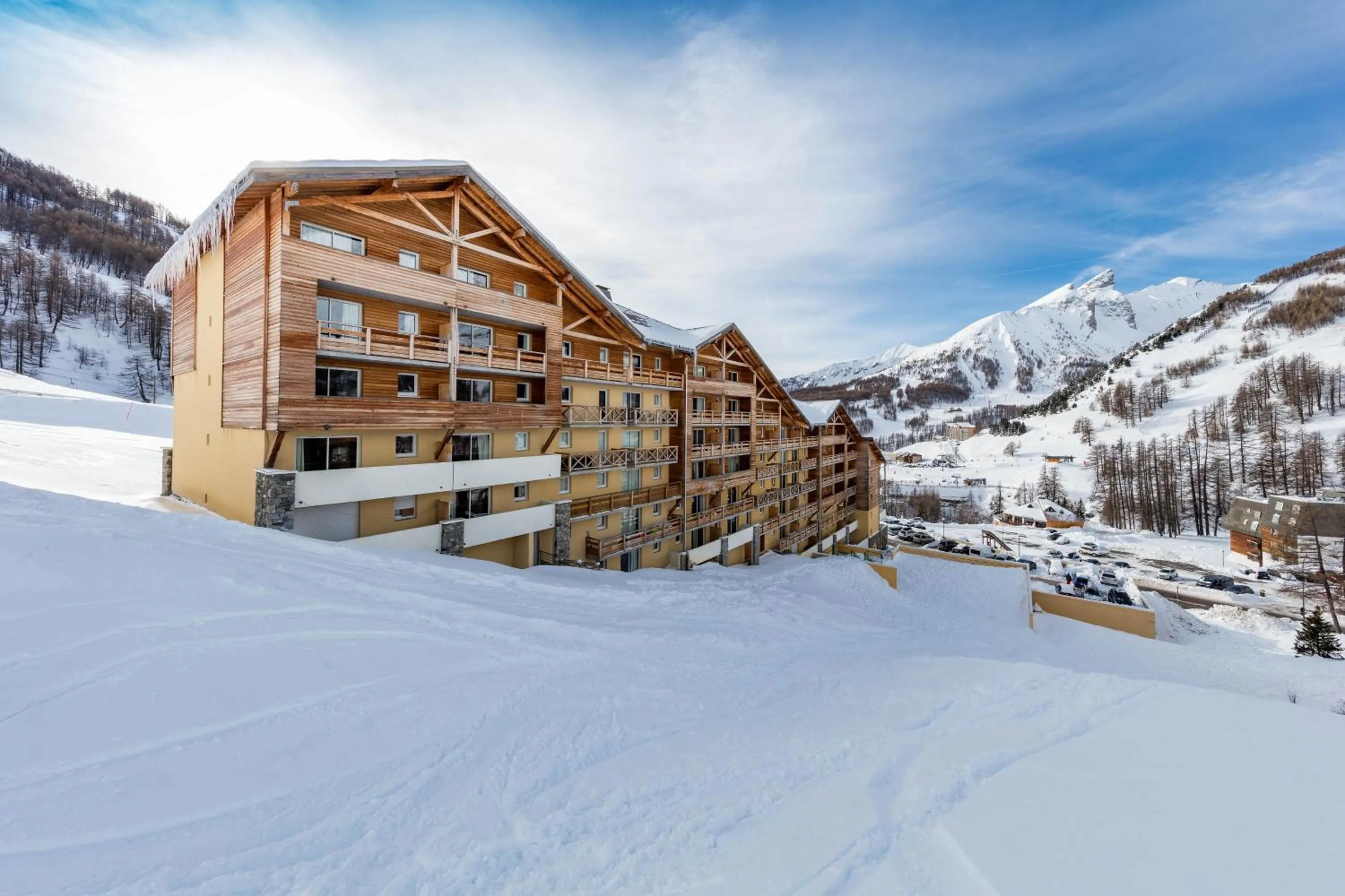 Property building in Les Cimes Du Val D'Allos
