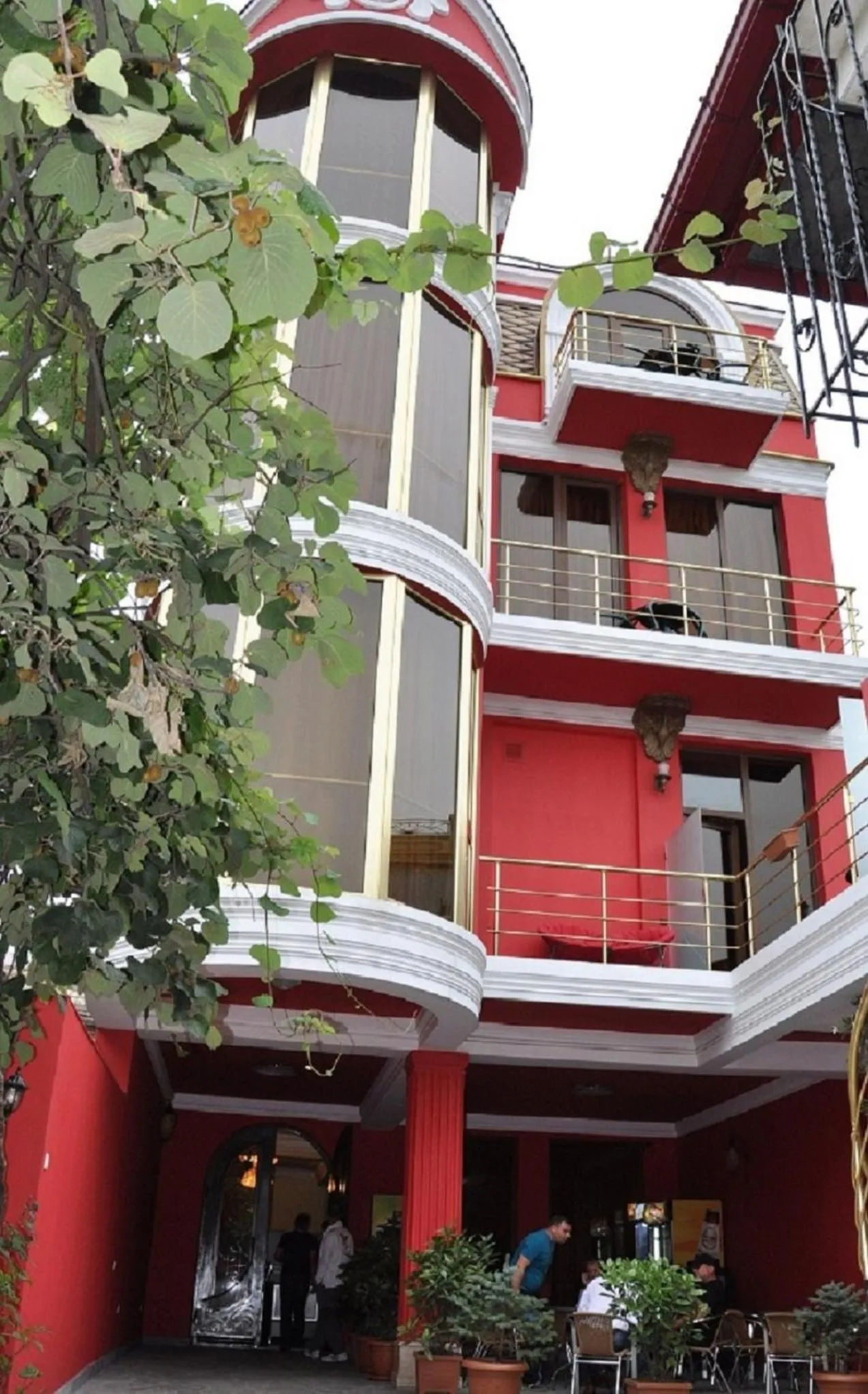 Facade/entrance in hotel amber