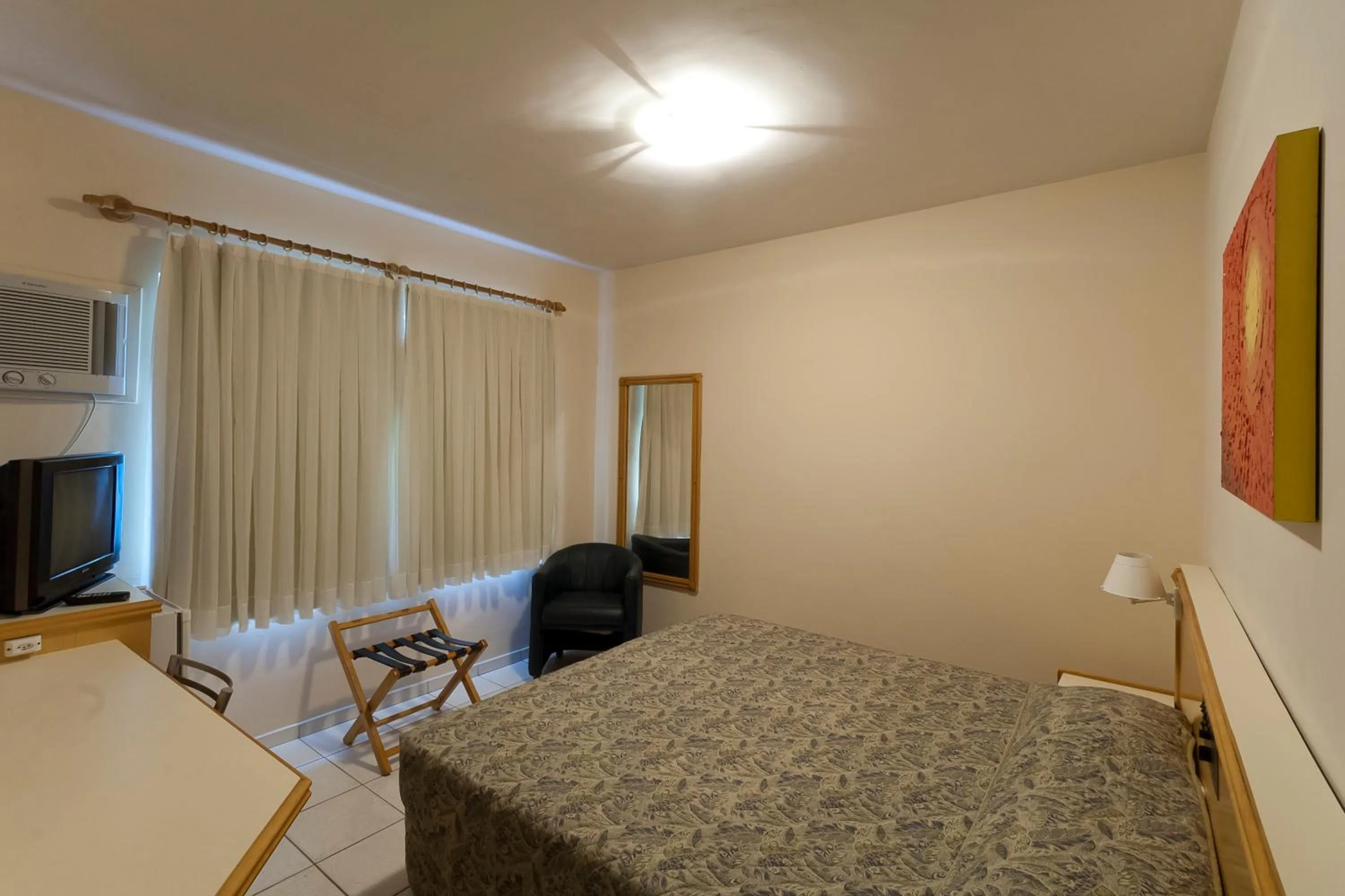 Bathroom, Bed in Hotel Gumz