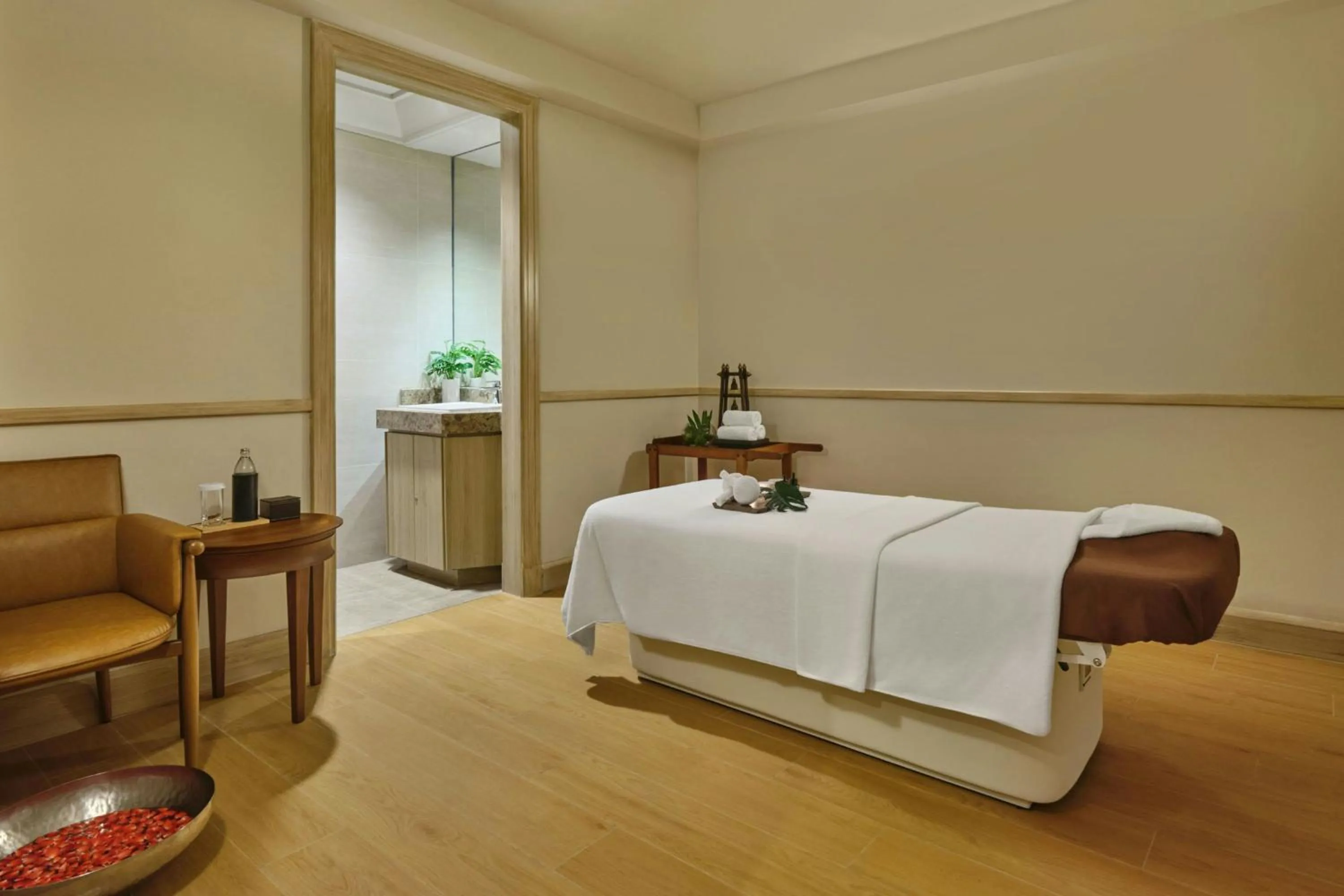 Spa and wellness centre/facilities, Bed in JW Marriott Hotel Bangkok