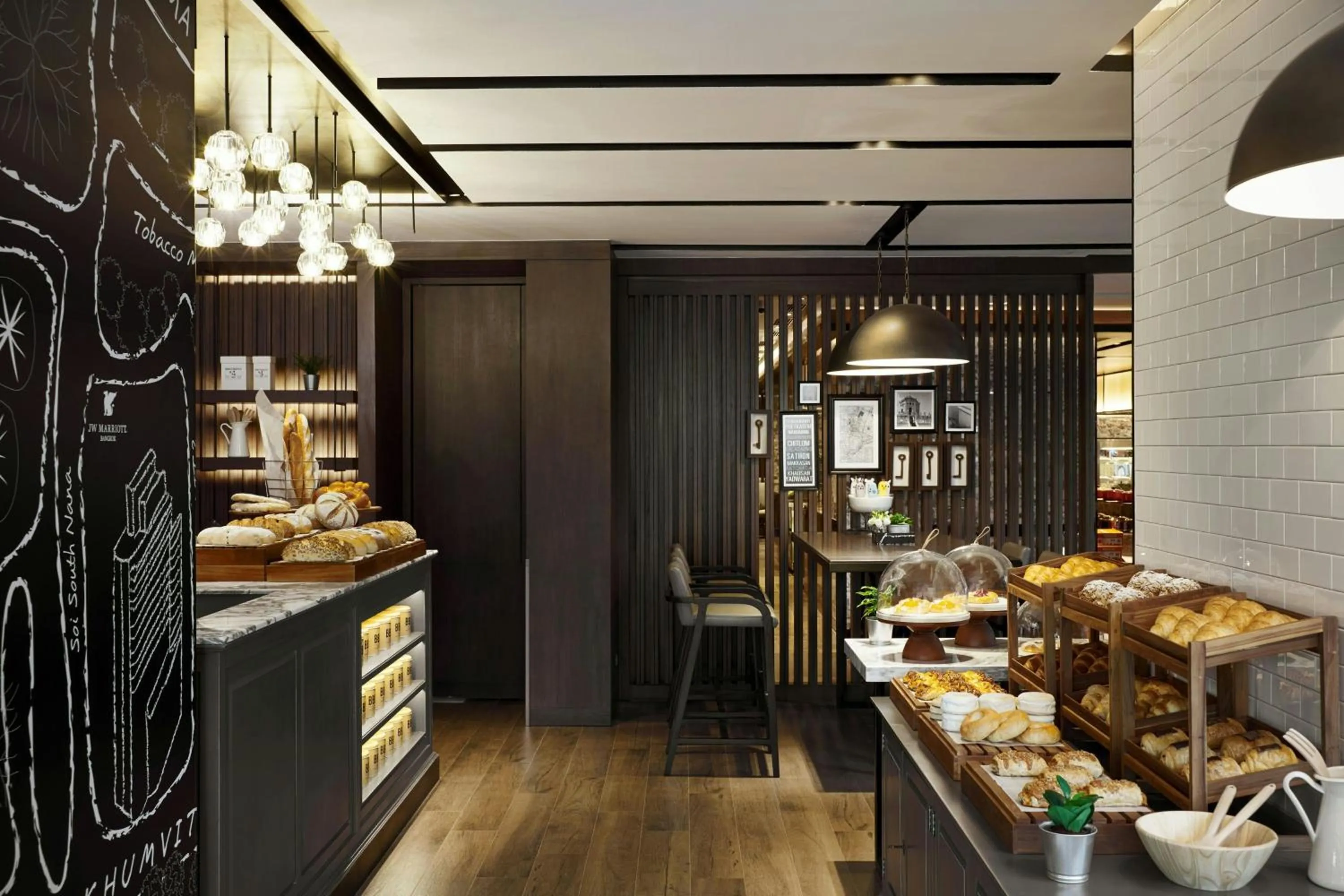 Restaurant/places to eat in JW Marriott Hotel Bangkok