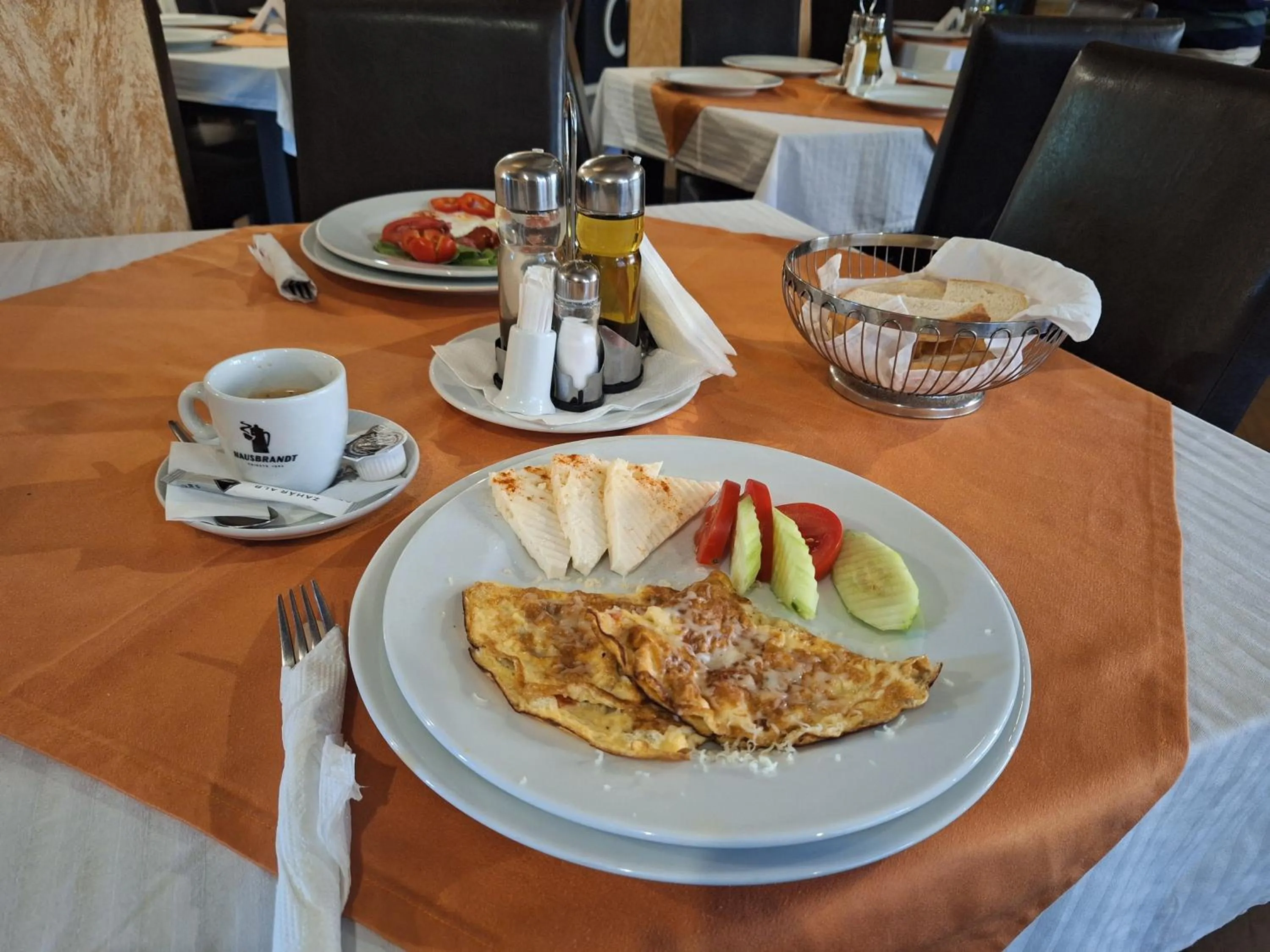 Restaurant/places to eat in Hotel Davos