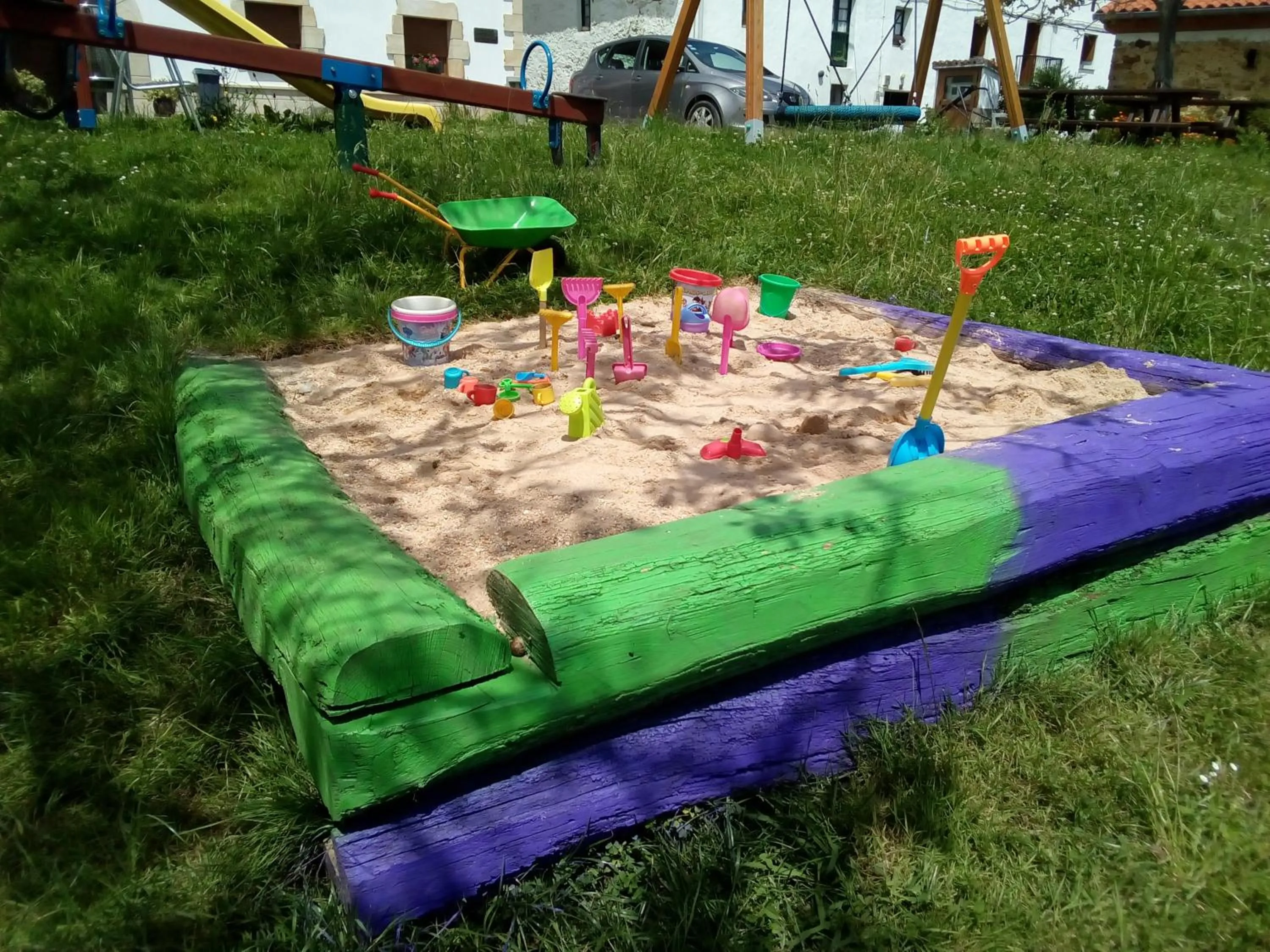 Children play ground in Endaneta Berri
