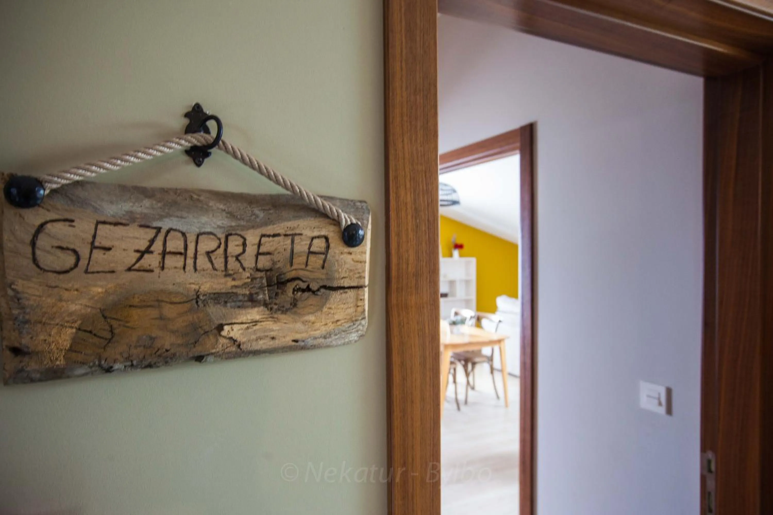 Property logo or sign in Endaneta Berri