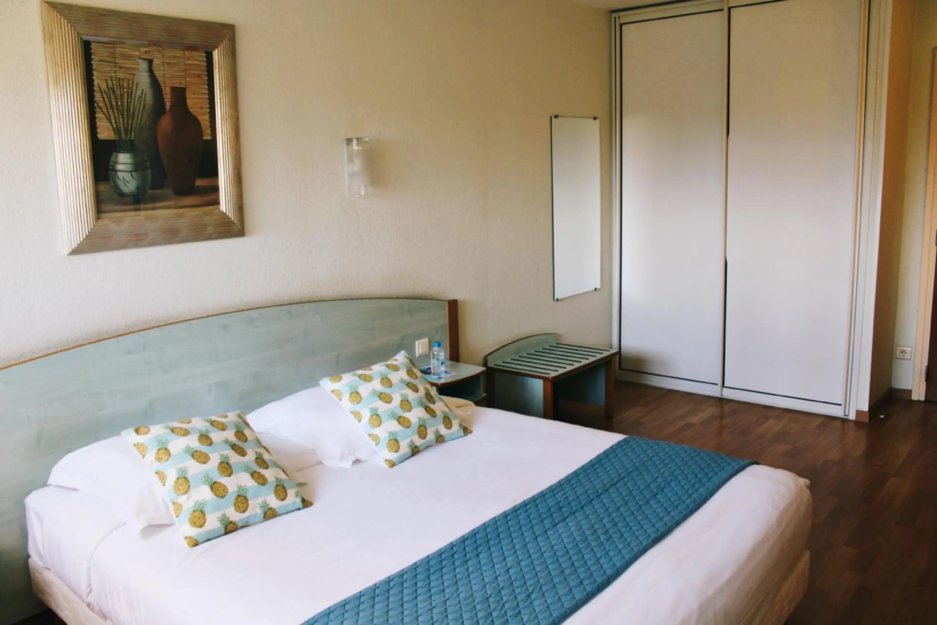 Bed in Hotel Poretta