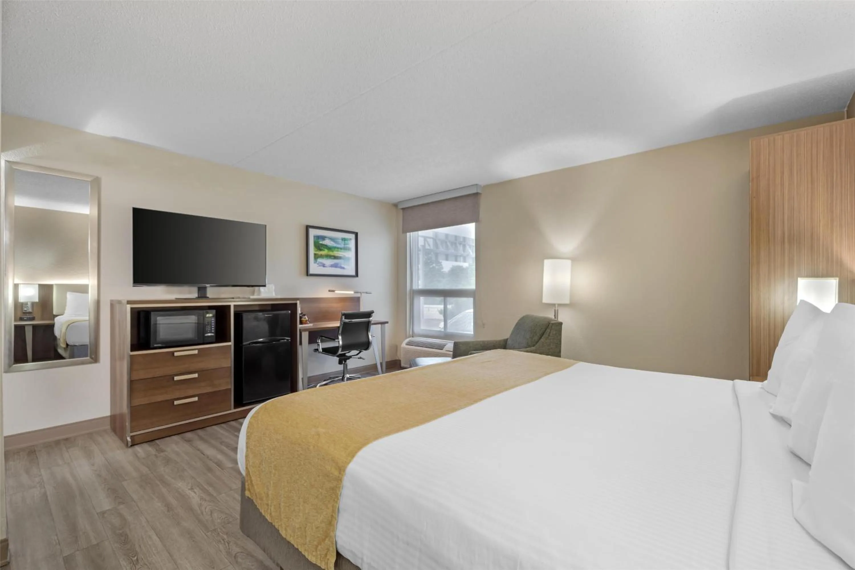 Bedroom, Bed in Best Western Galaxy Inn