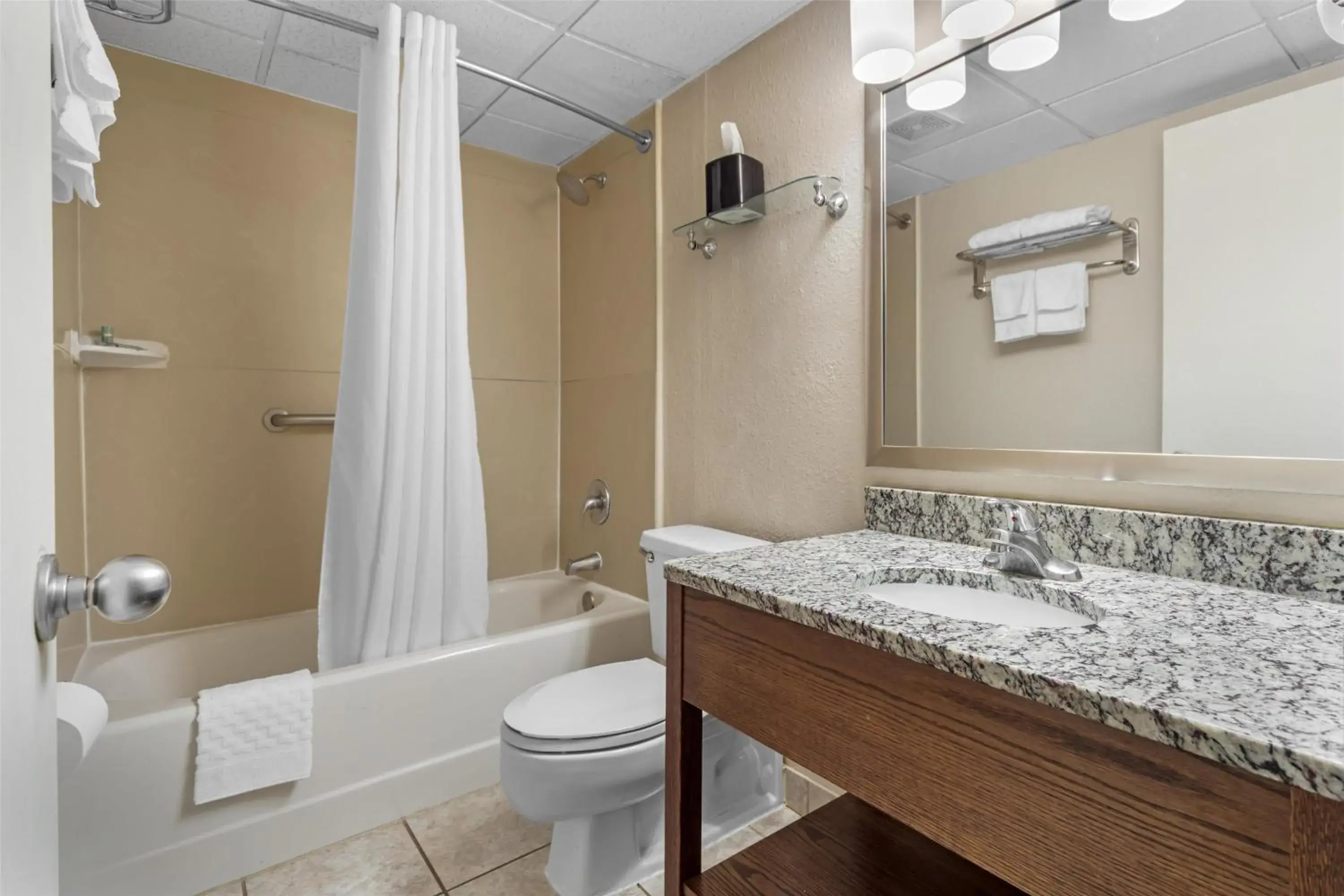 Bathroom in Best Western Galaxy Inn Bathroom in Best Western Galaxy Inn