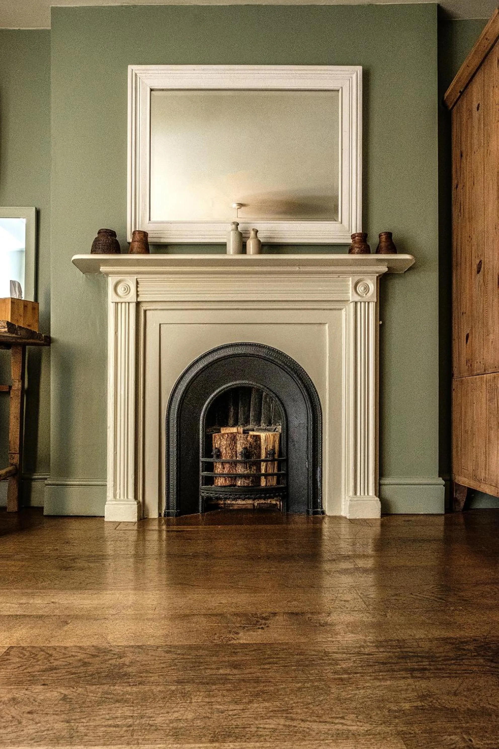 flat iron in The Globe Inn