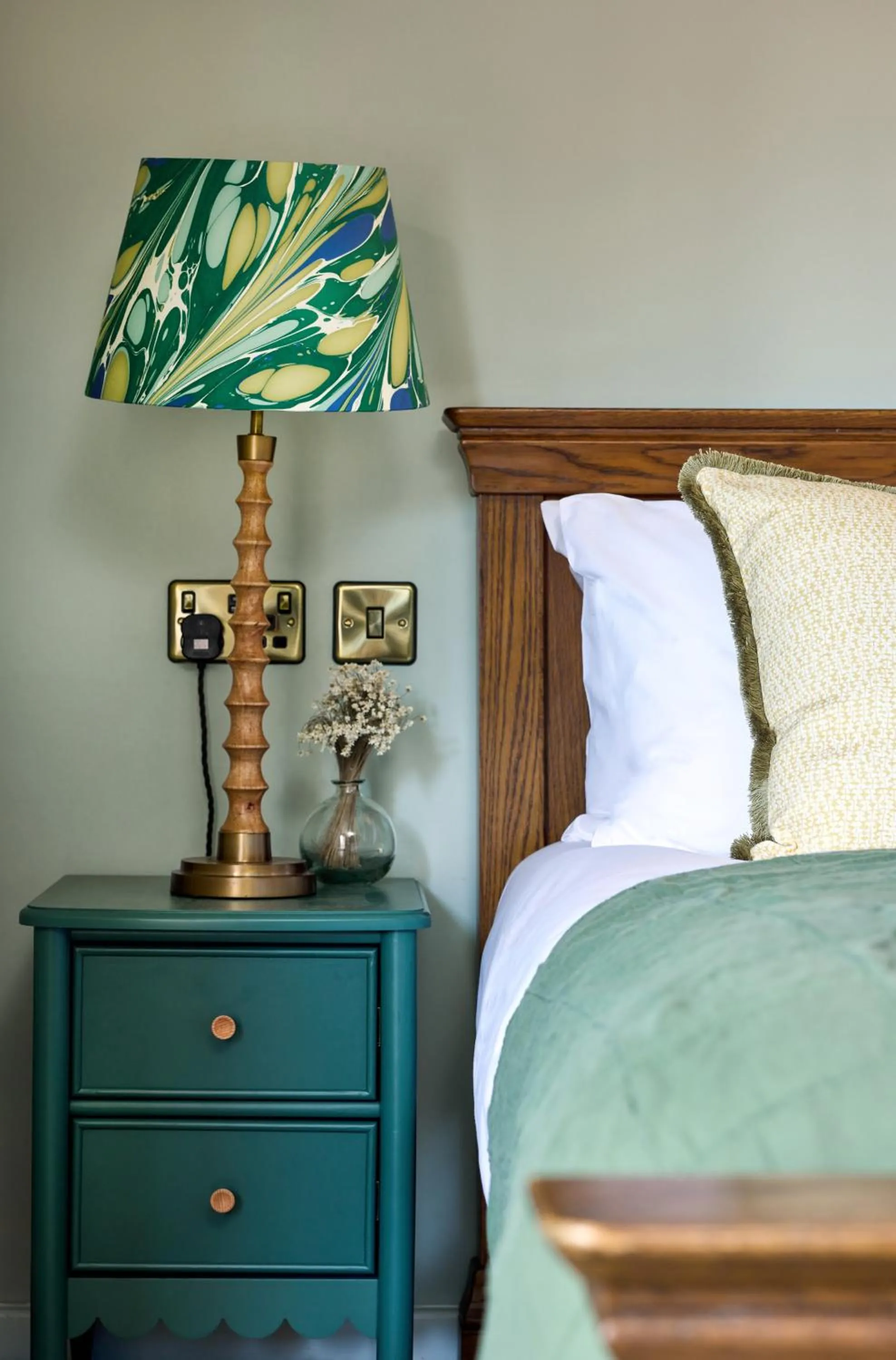 Bed in The Globe Inn