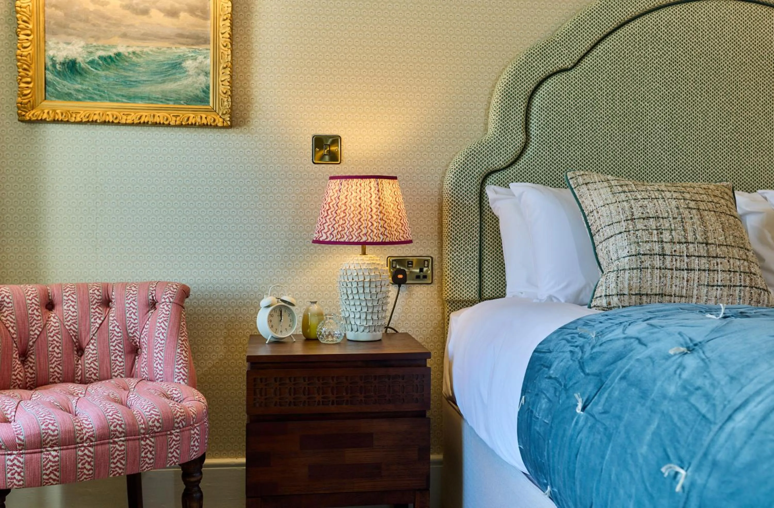 Bed in The Globe Inn