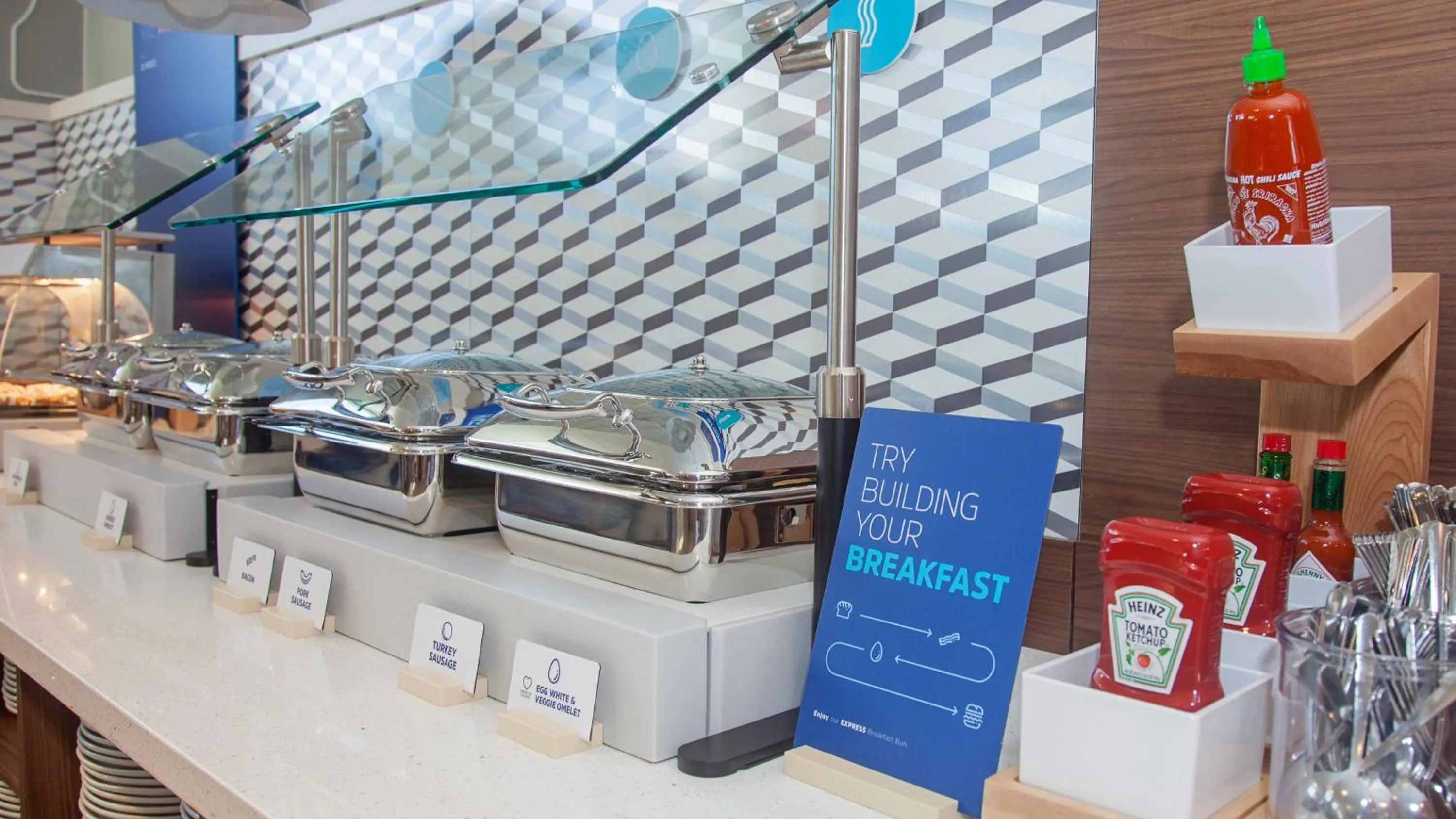 Breakfast in Holiday Inn Express & Suites Panama City Beach - Beachfront by IHG