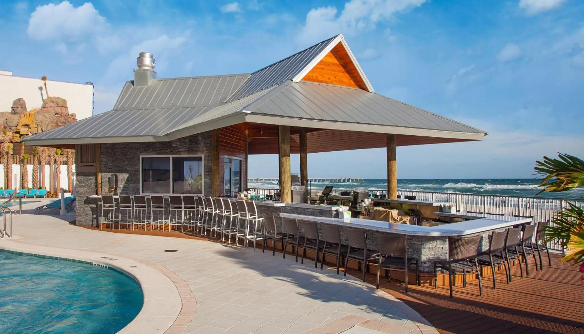 Restaurant/places to eat in Holiday Inn Express & Suites Panama City Beach - Beachfront by IHG