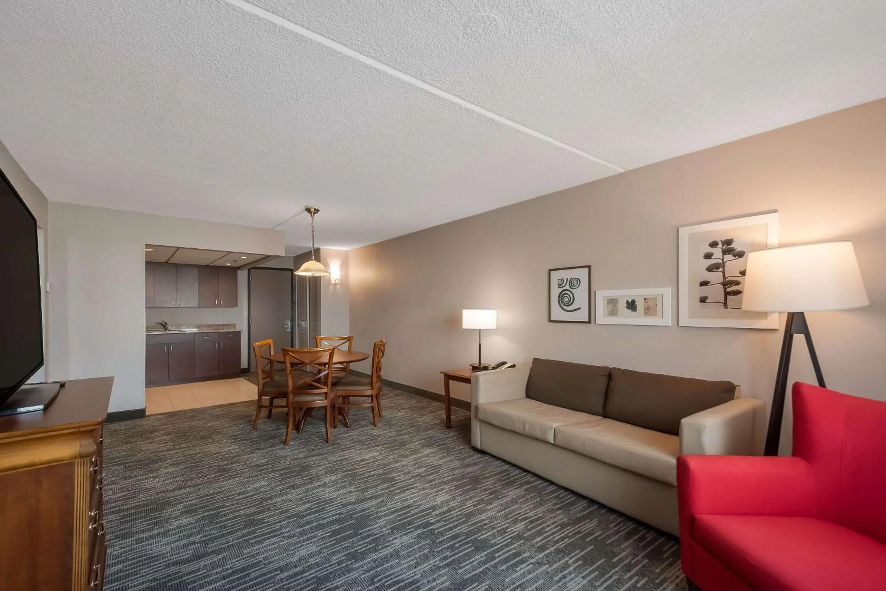 Bedroom in Country Inn & Suites by Radisson, Fredericksburg South I-95 , VA