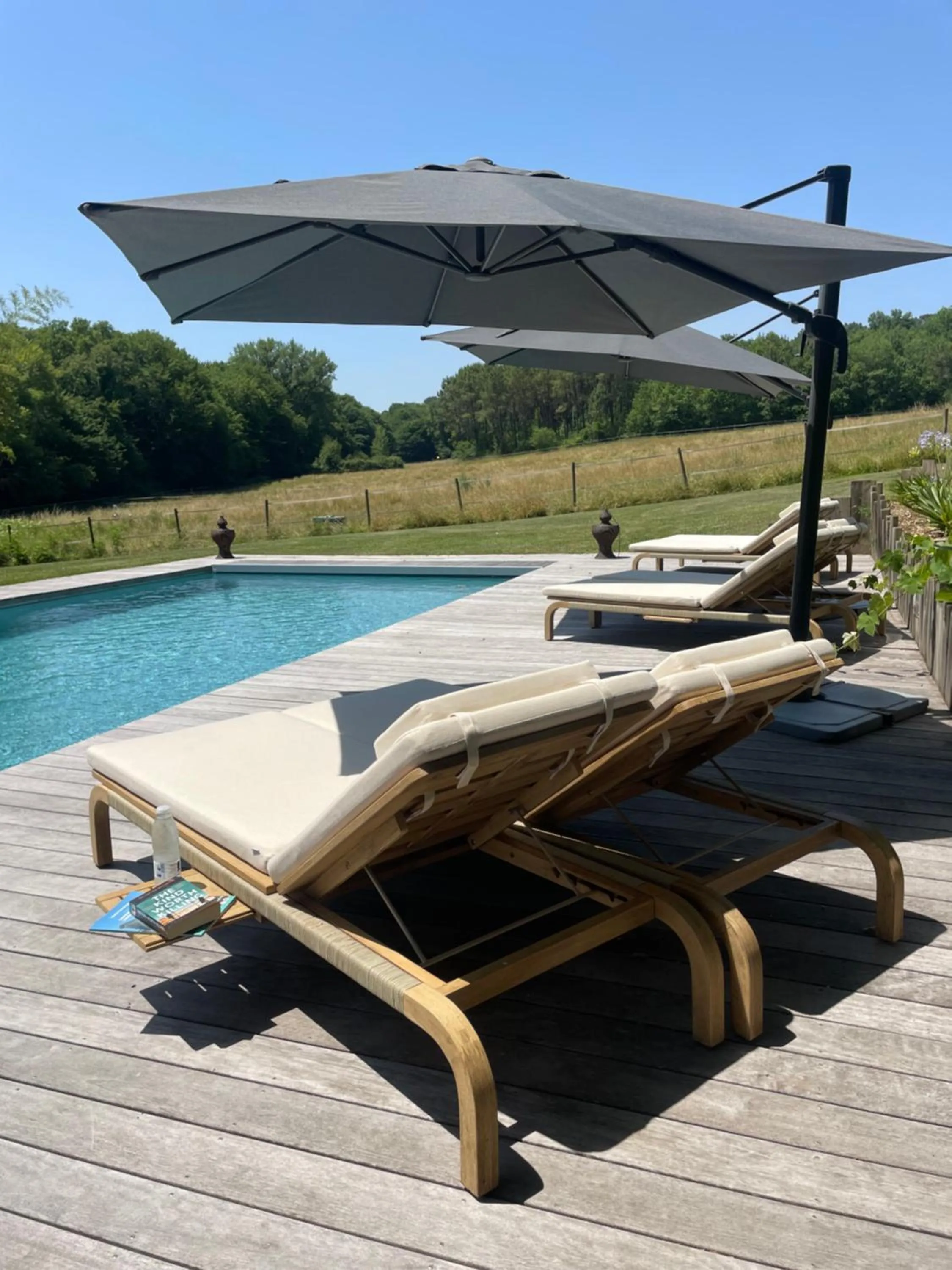 Swimming pool in Les Bulles De Bordeaux
