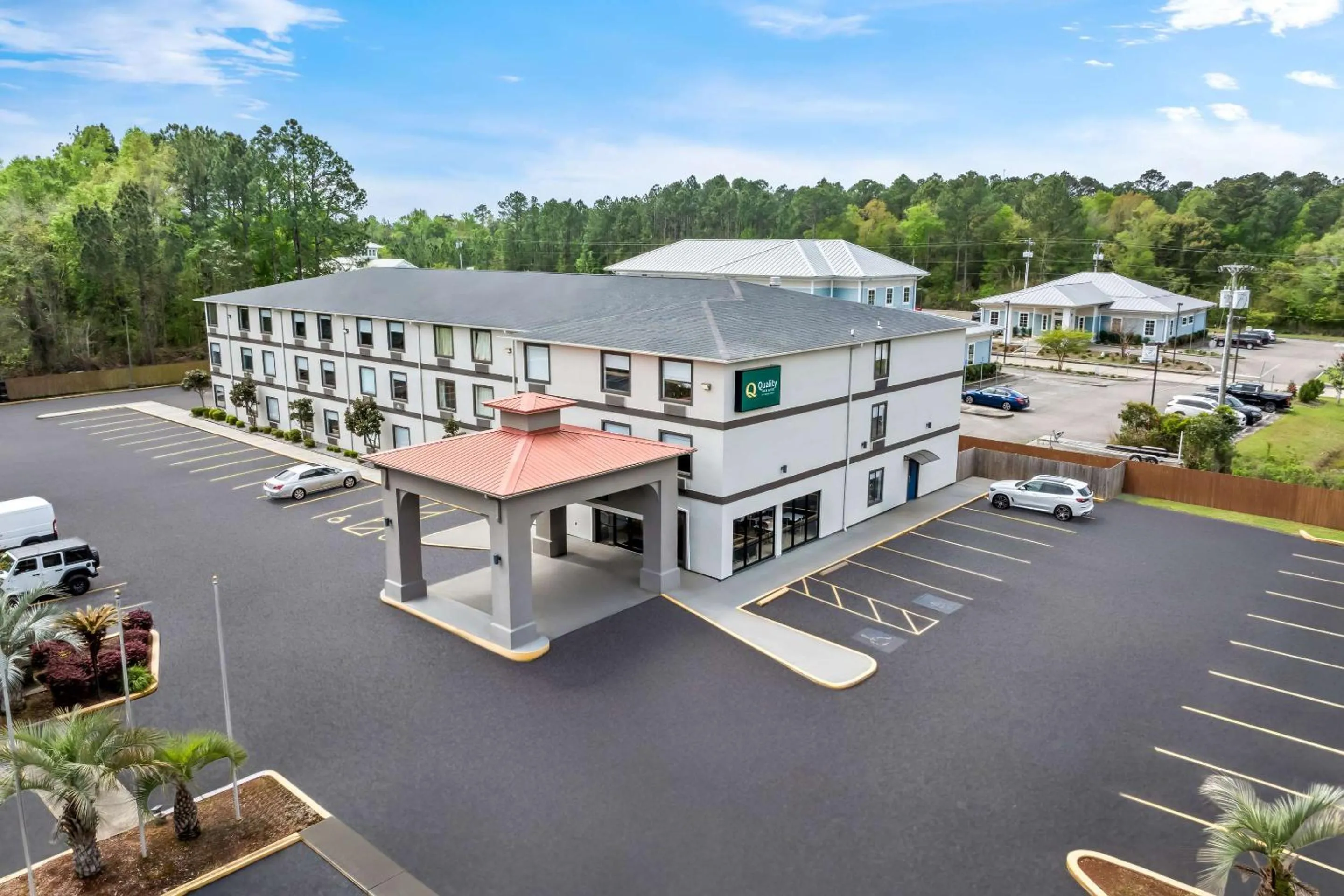Property building in Quality Inn & Suites Biloxi - Ocean Springs