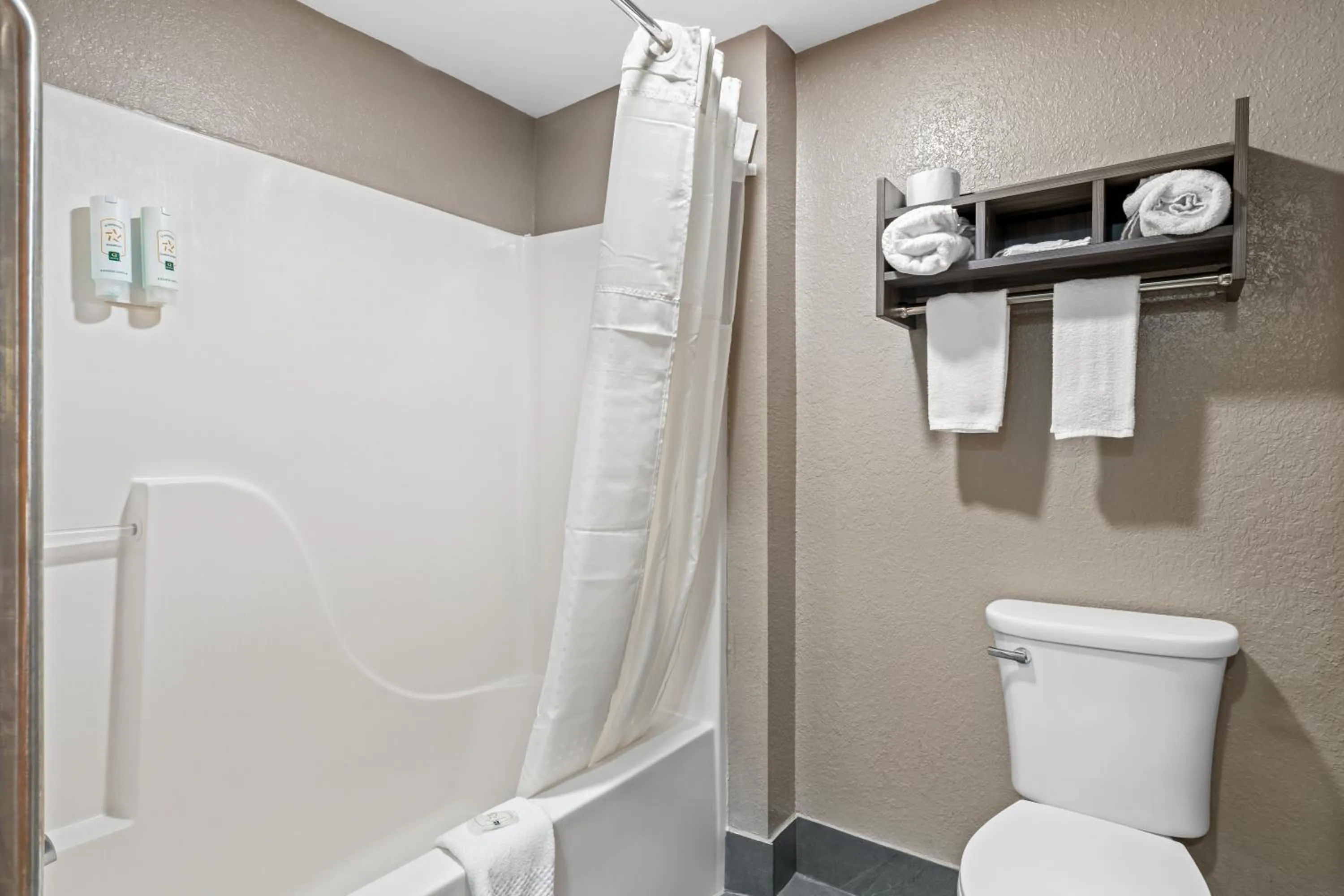 Toilet in Quality Inn & Suites Biloxi - Ocean Springs
