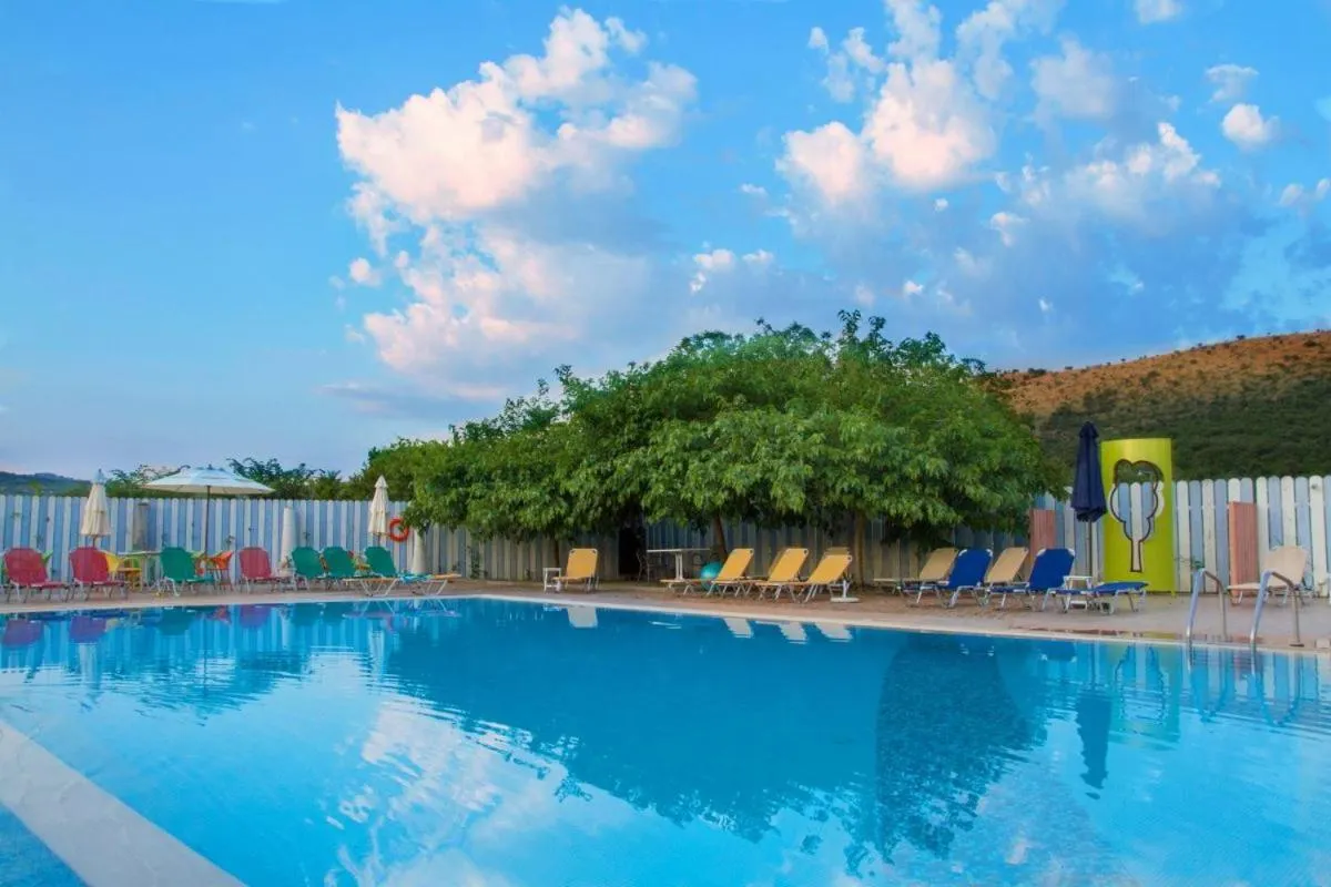 Swimming pool in Aigai Hotel