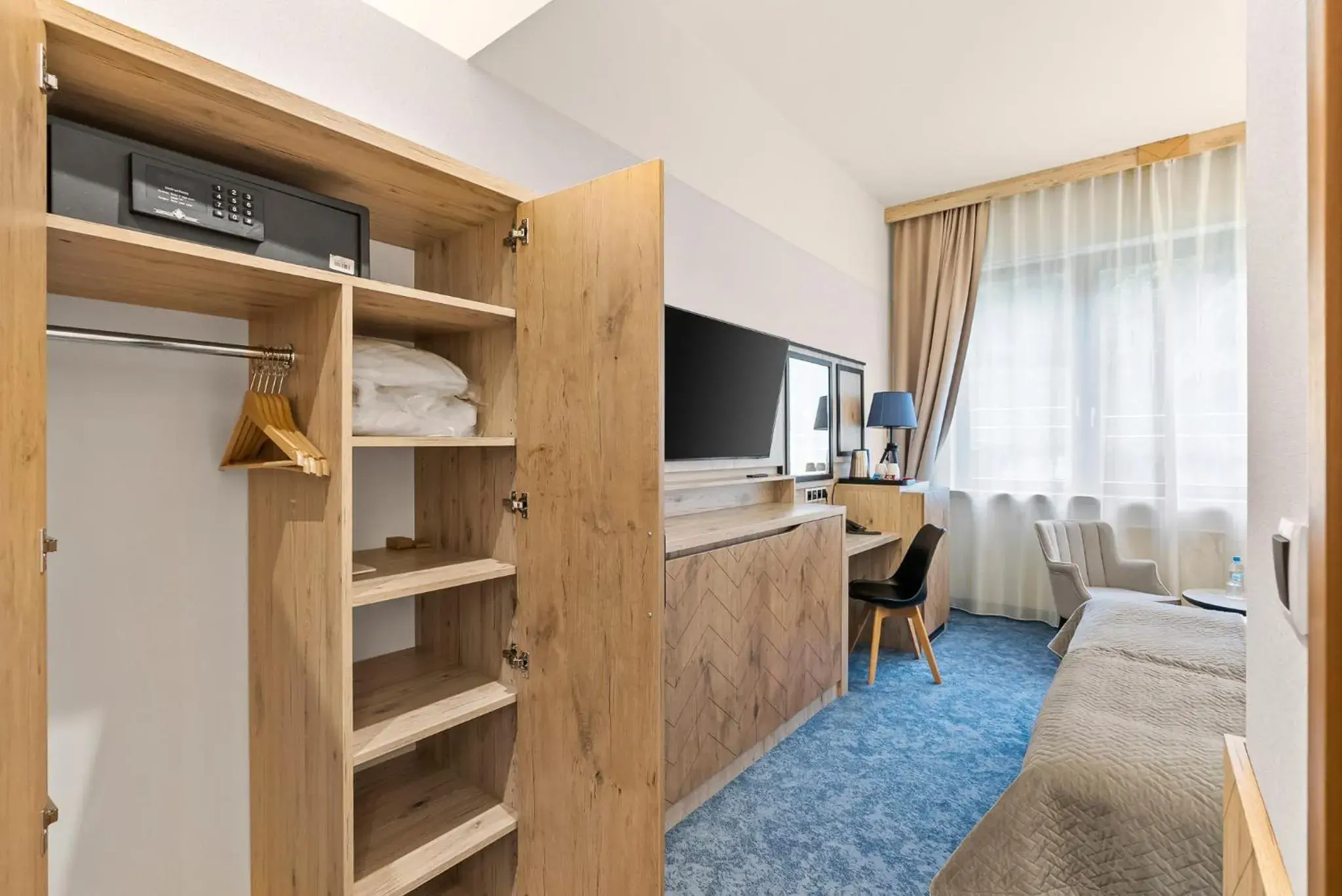 Twin Room with Mountain View in Spa & Wellness Hotel Diament Ustroń Twin Room with Mountain View in Spa & Wellness Hotel Diament Ustroń