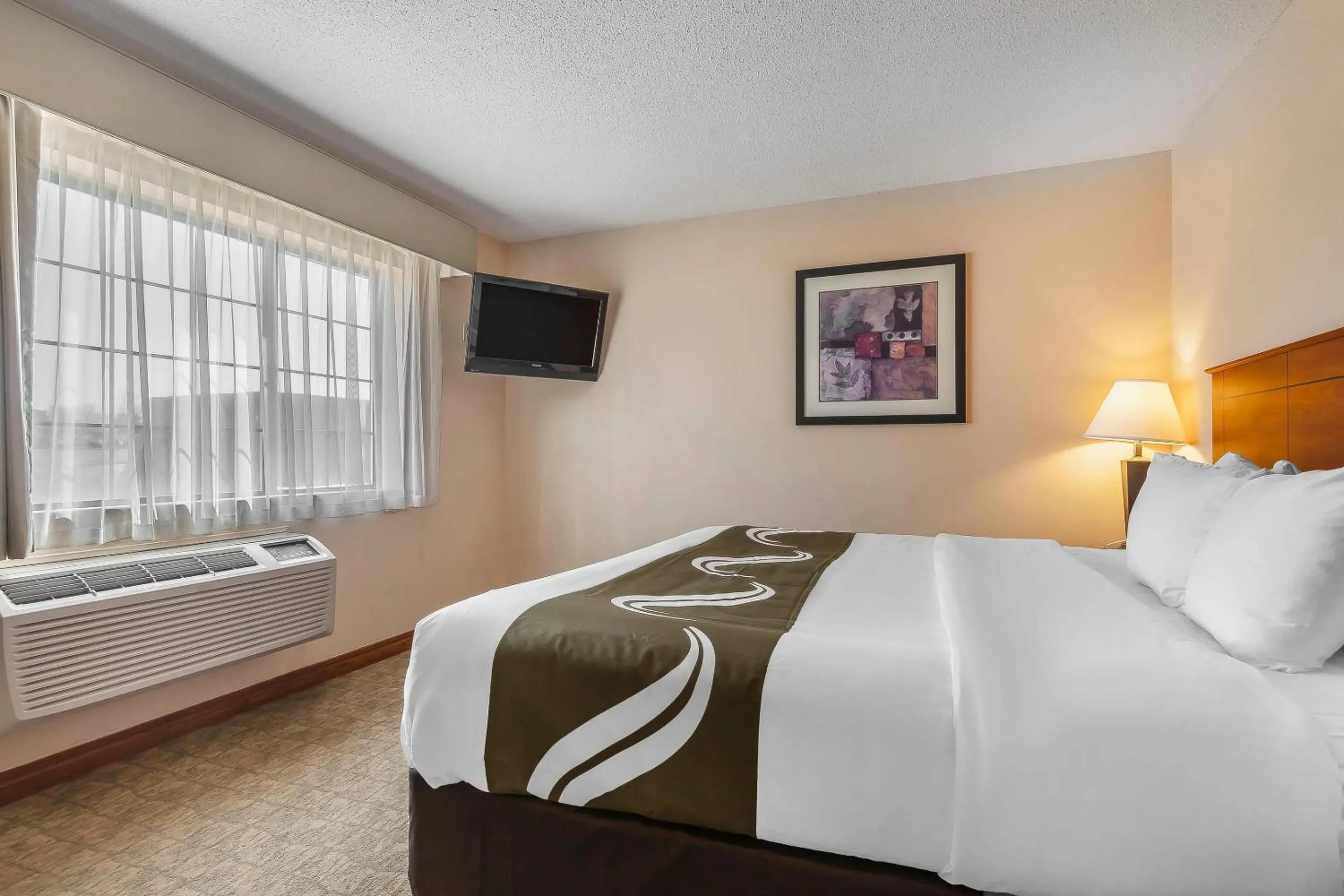 Bedroom, Bed in Quality Inn & Suites Owasso US-169