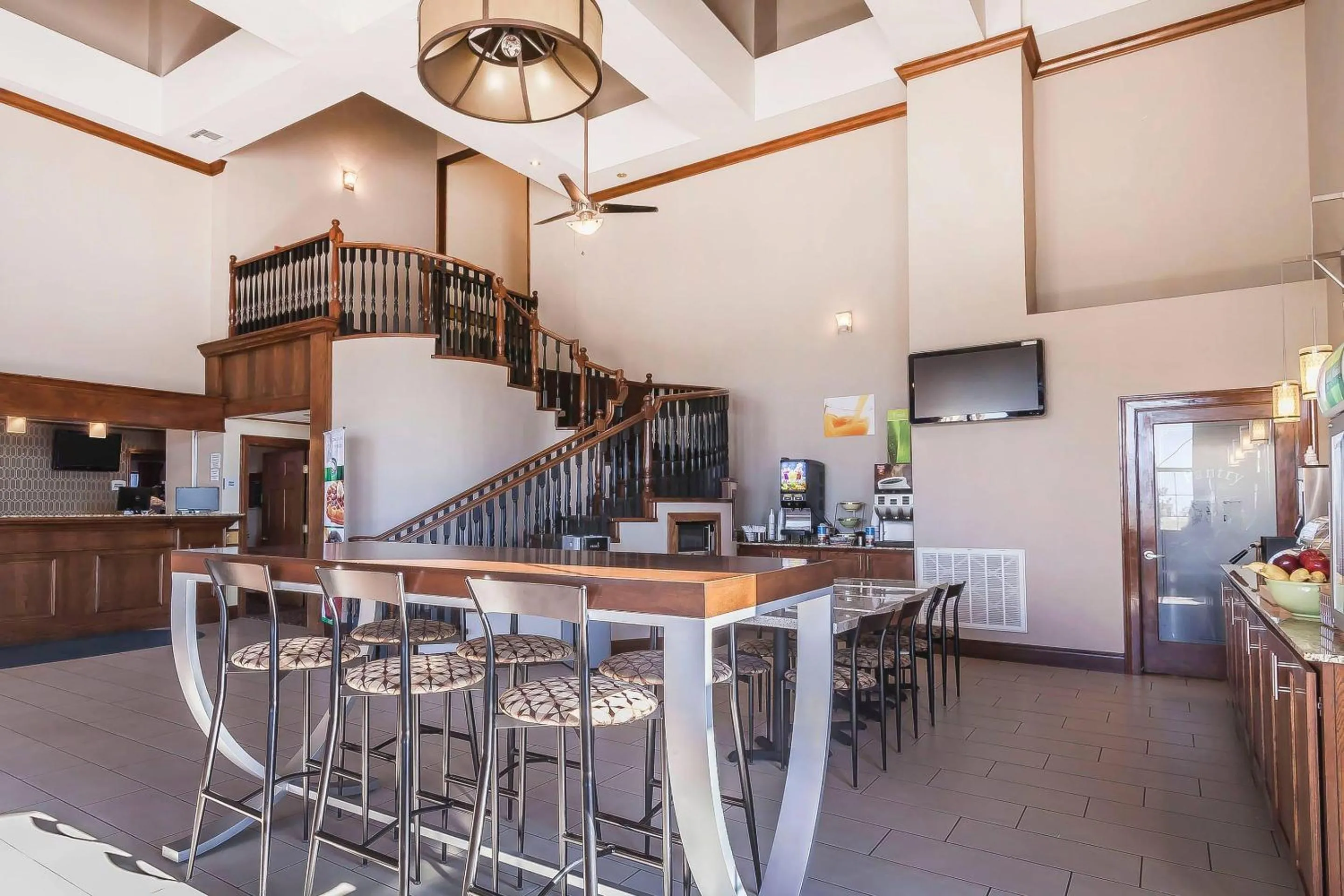 Breakfast in Quality Inn & Suites Owasso US-169