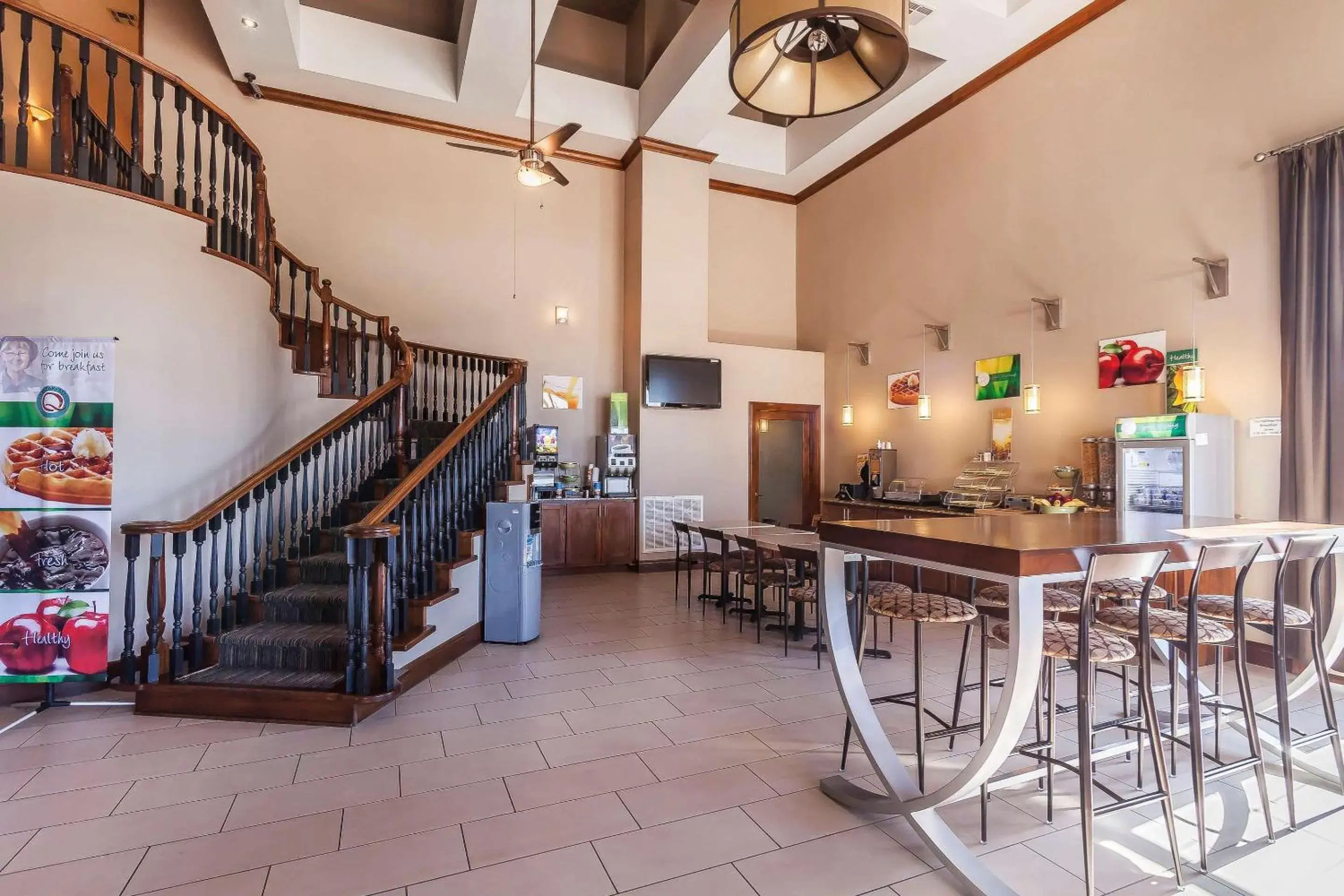 Restaurant/places to eat in Quality Inn & Suites Owasso US-169 Restaurant/places to eat in Quality Inn & Suites Owasso US-169