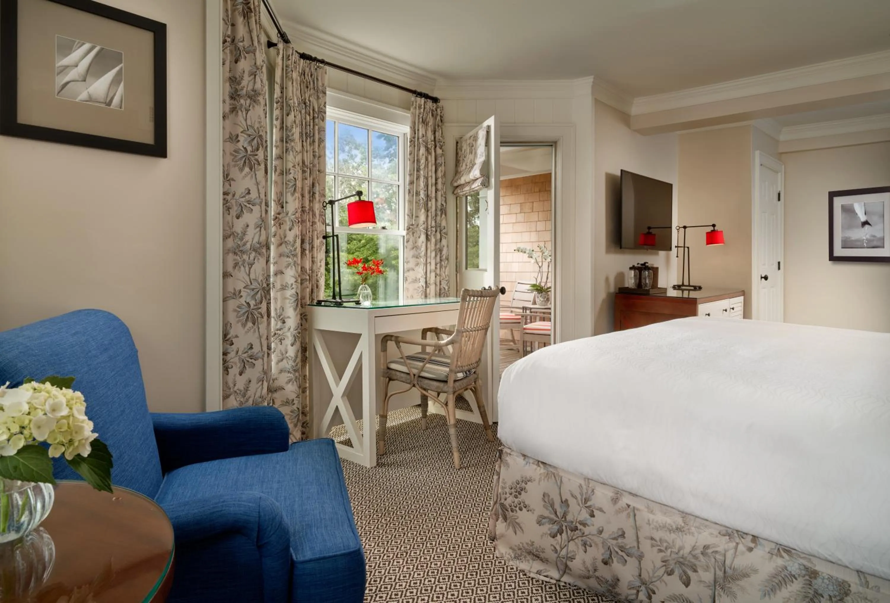 Bedroom, Bed in Harbor View Hotel