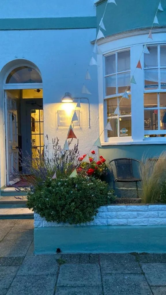 Whitecliff Guest House
