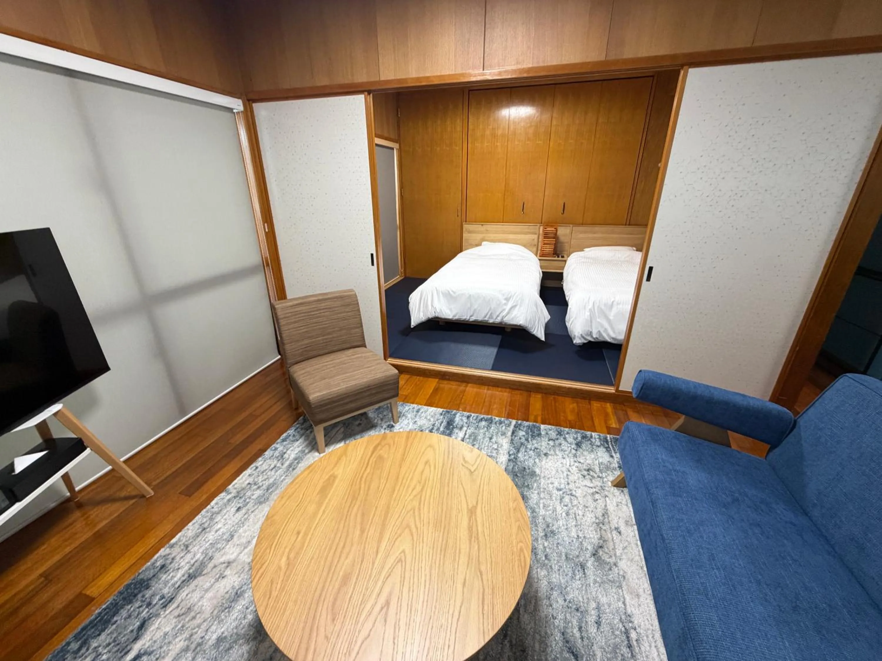 Bed in Kokusai Towns Inn