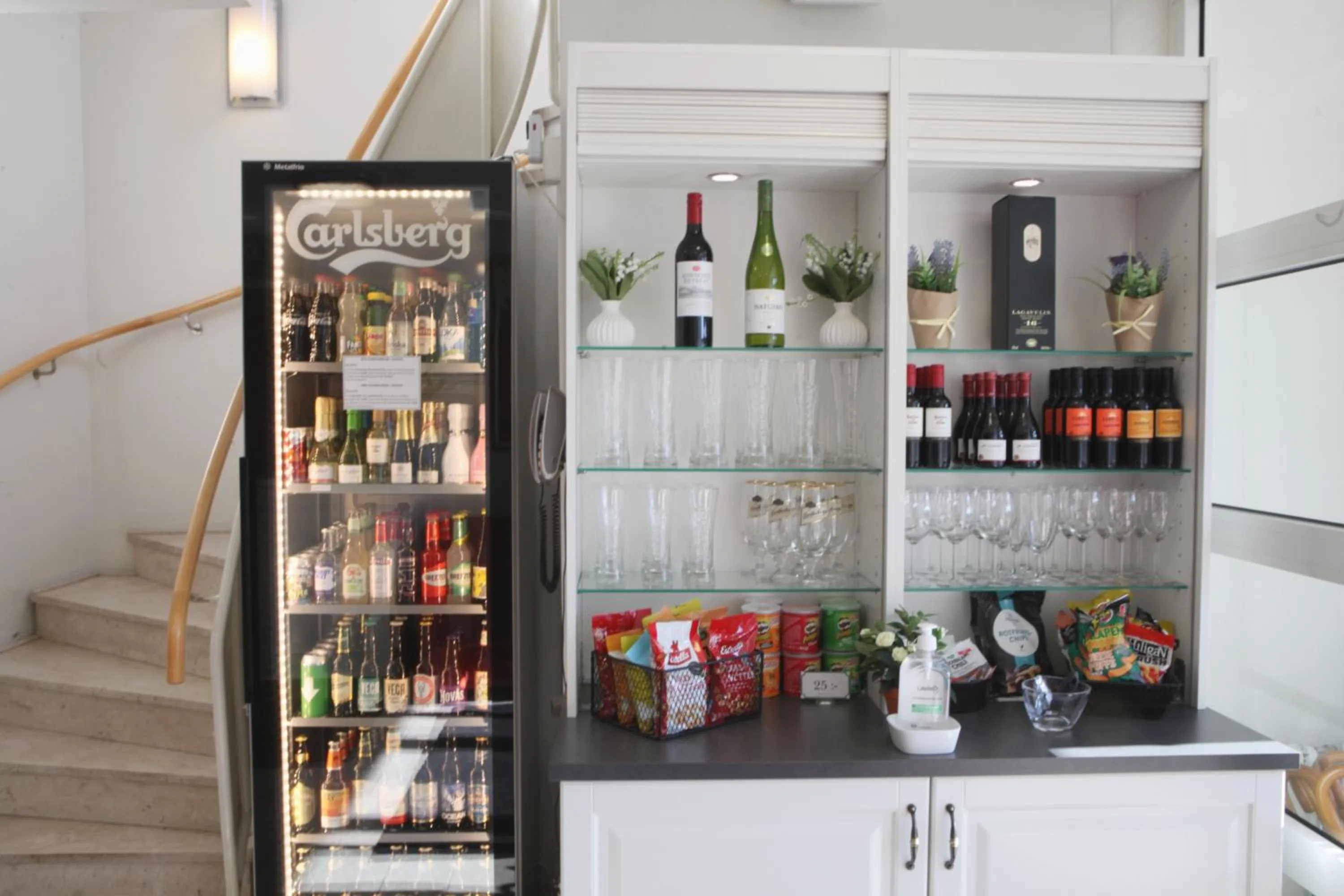 Lounge or bar in Hotel Mölndals Bro