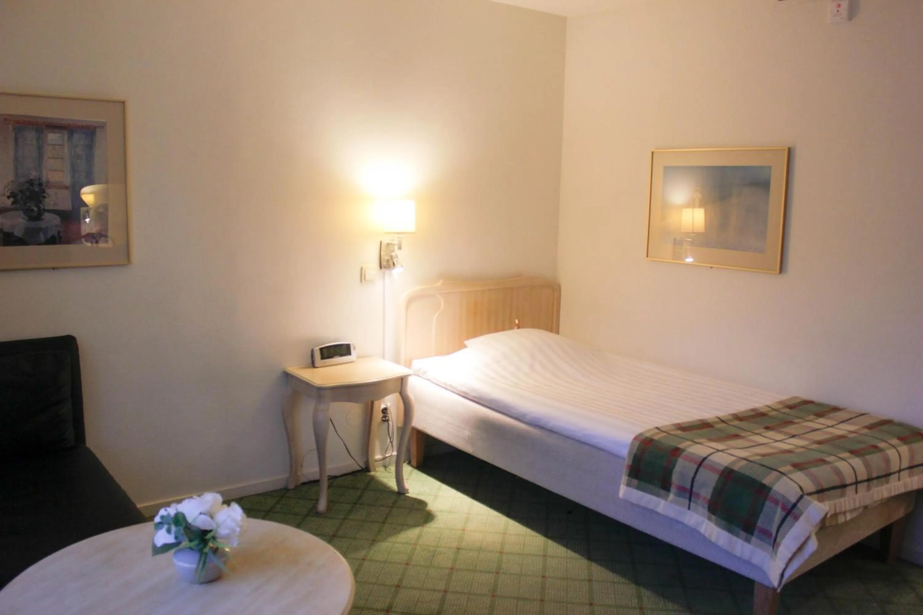 Bedroom, Bed in Hotel Mölndals Bro