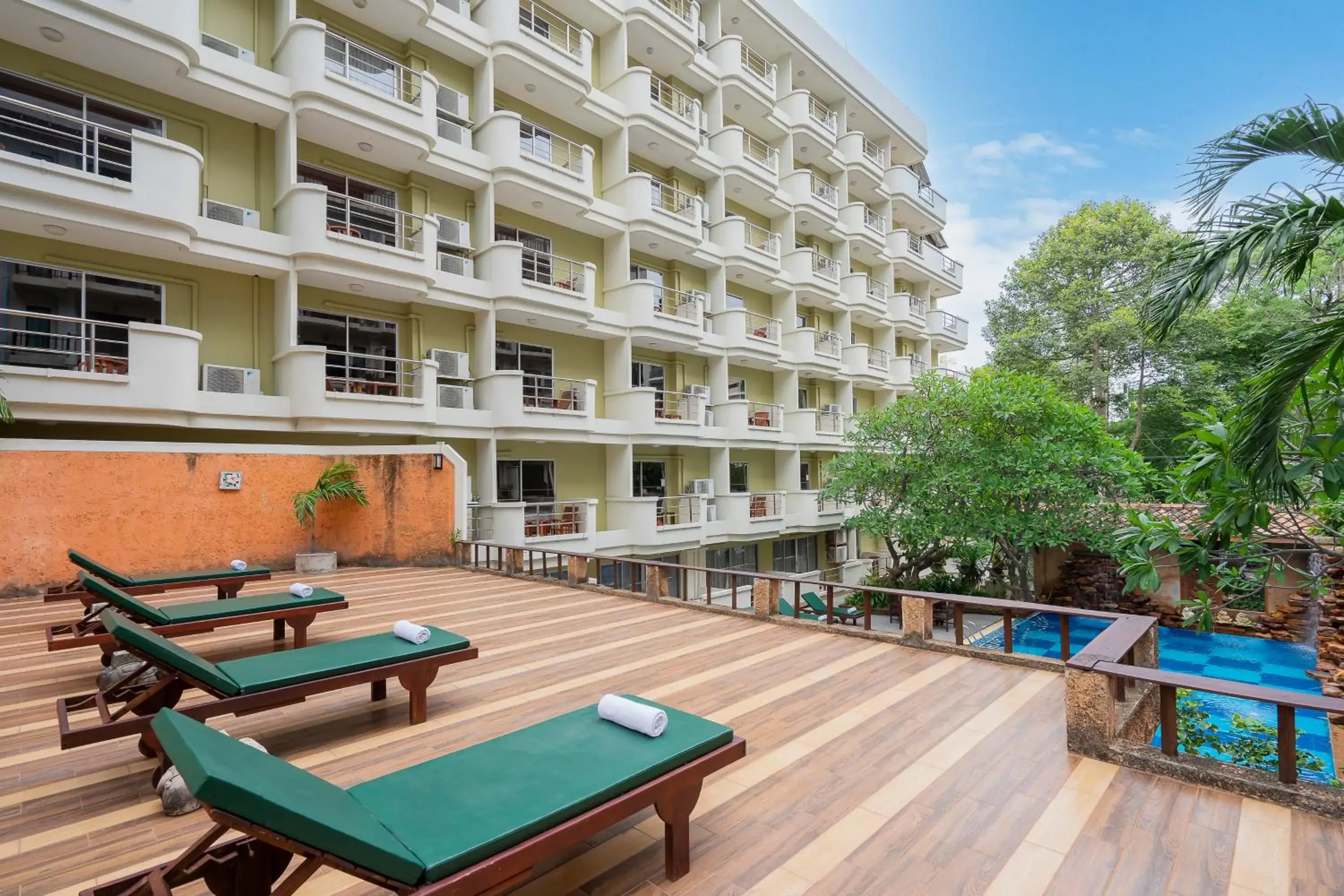 Swimming pool in Bella Villa Prima Swimming pool in Bella Villa Prima