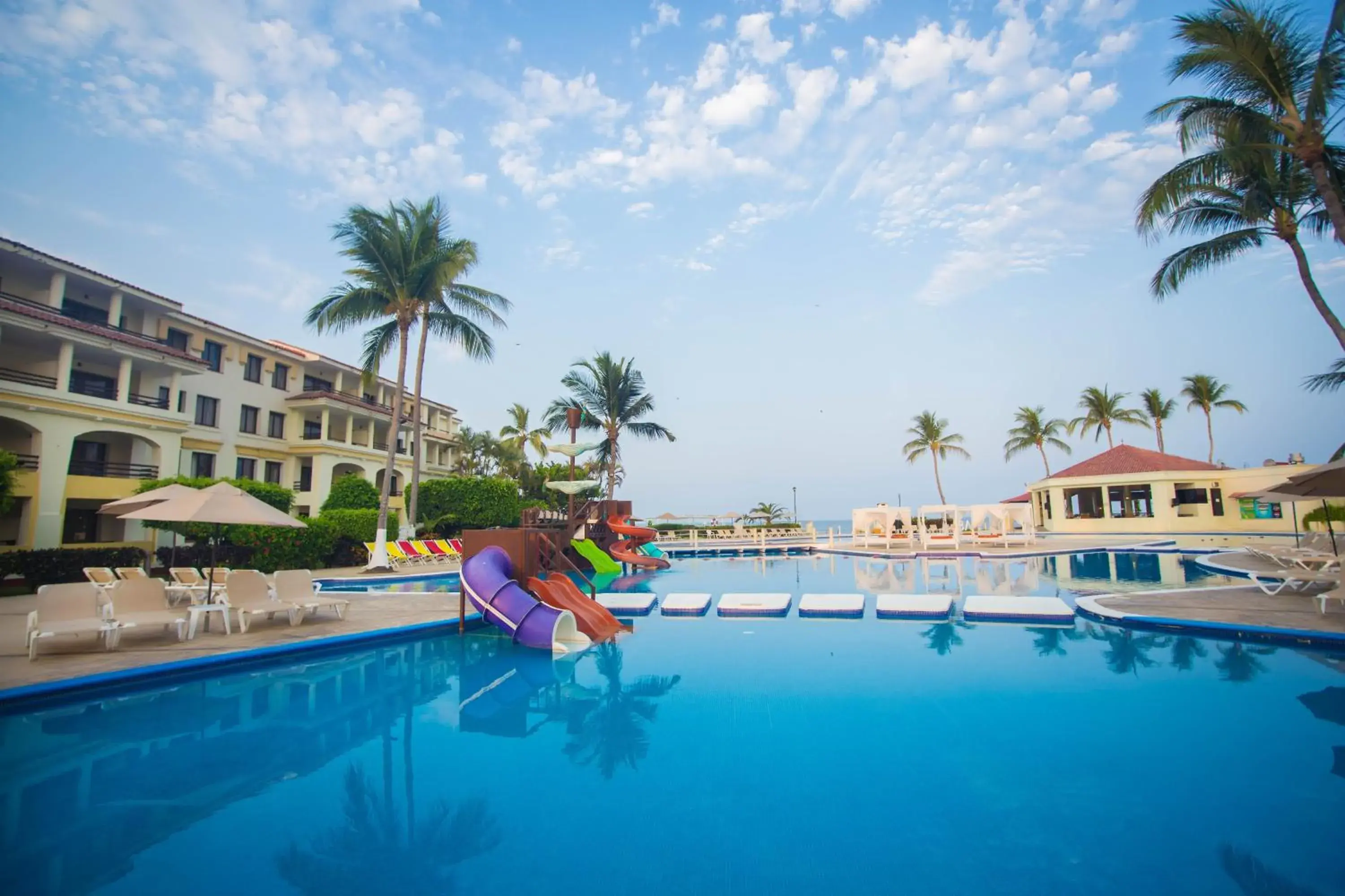 Swimming pool in Samba Vallarta All Inclusive Swimming pool in Samba Vallarta All Inclusive