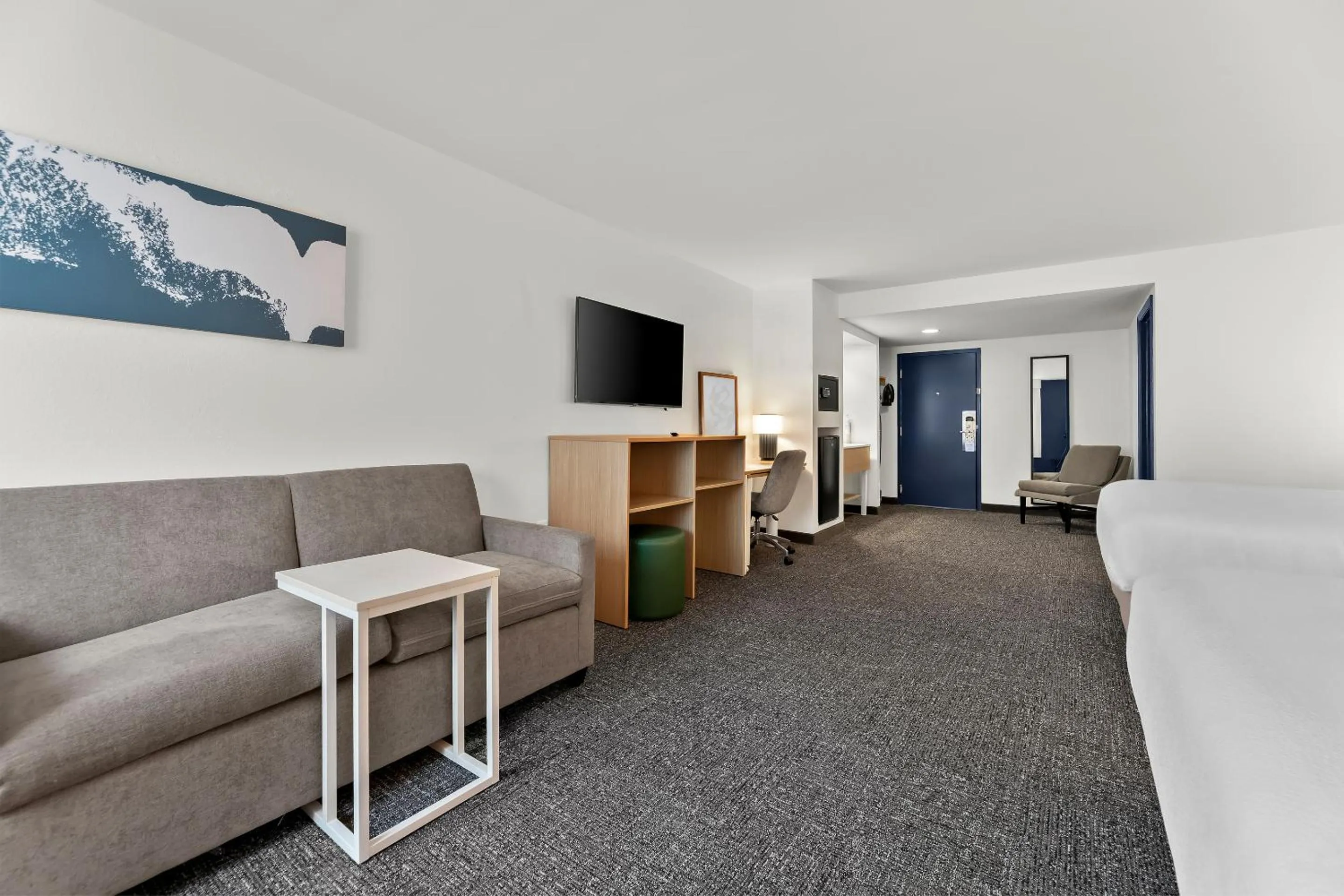 Bed in Spark By Hilton Biloxi Ocean Springs