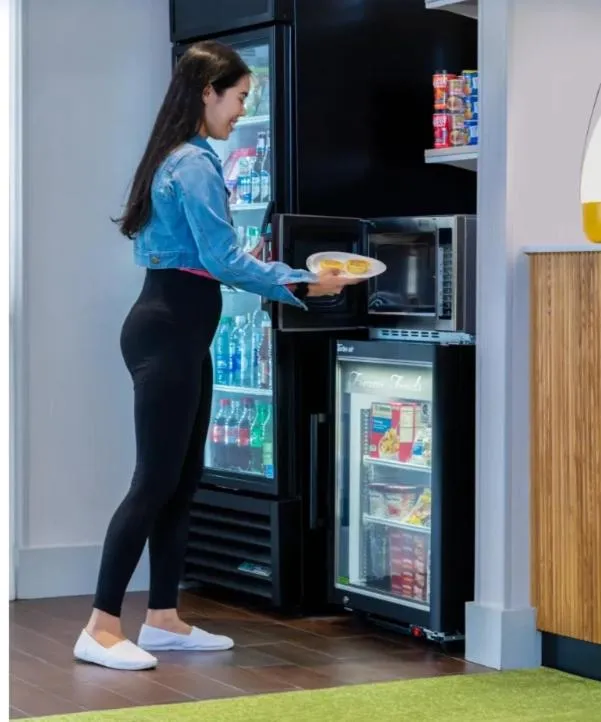 Shopping Area in Cypress Creek Inn