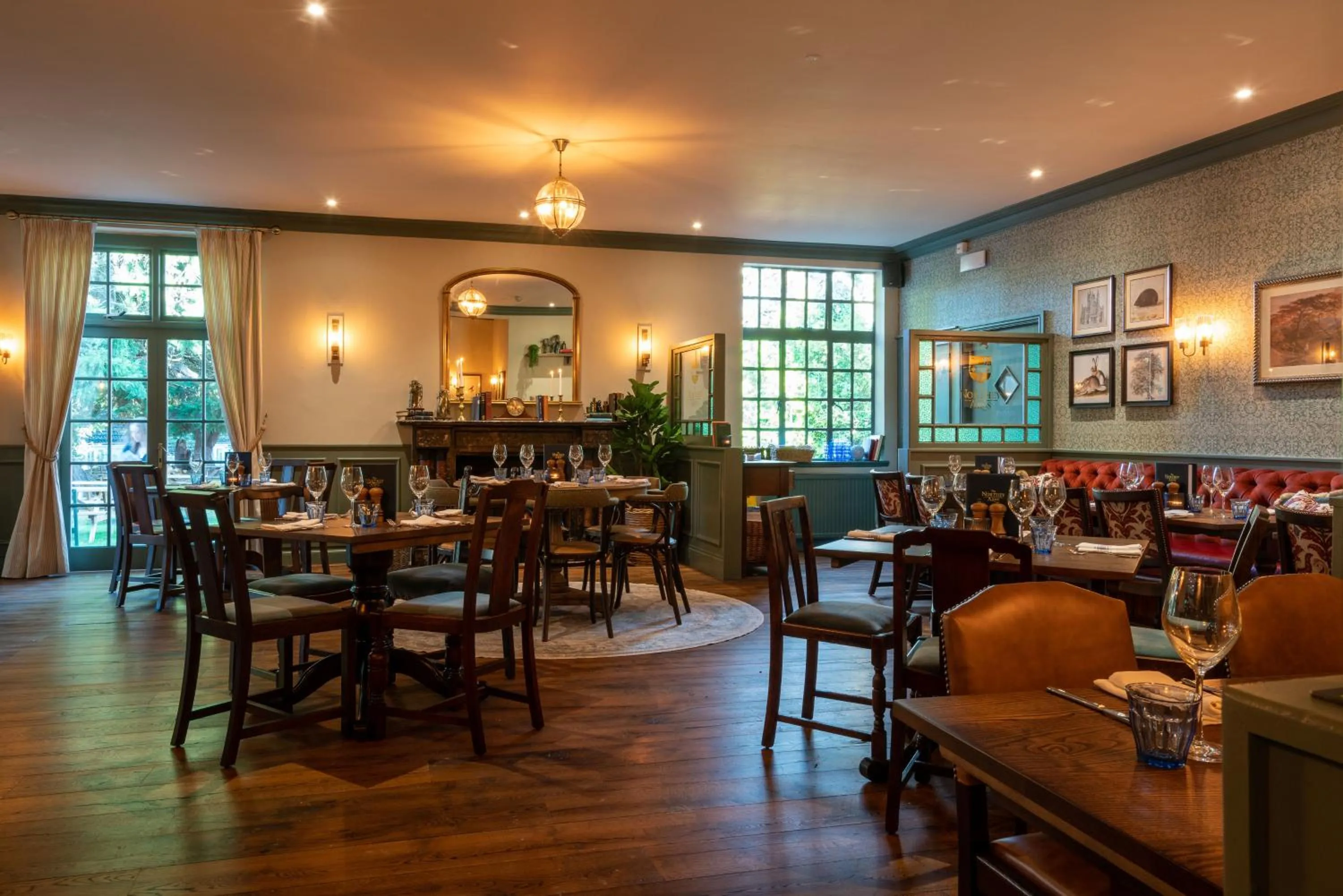Restaurant/places to eat in The Northey Arms