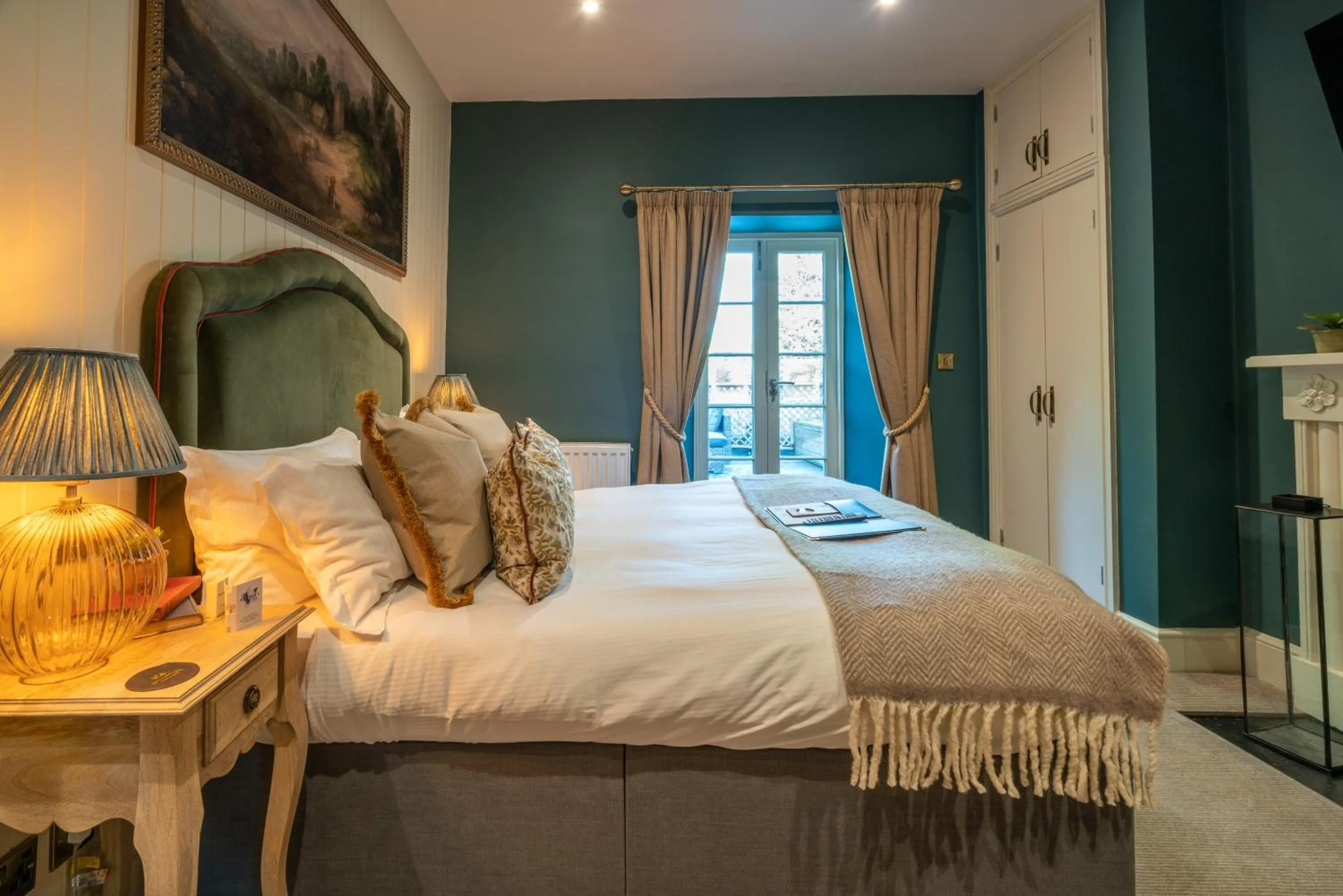 Photo of the whole room, Bed in The Northey Arms