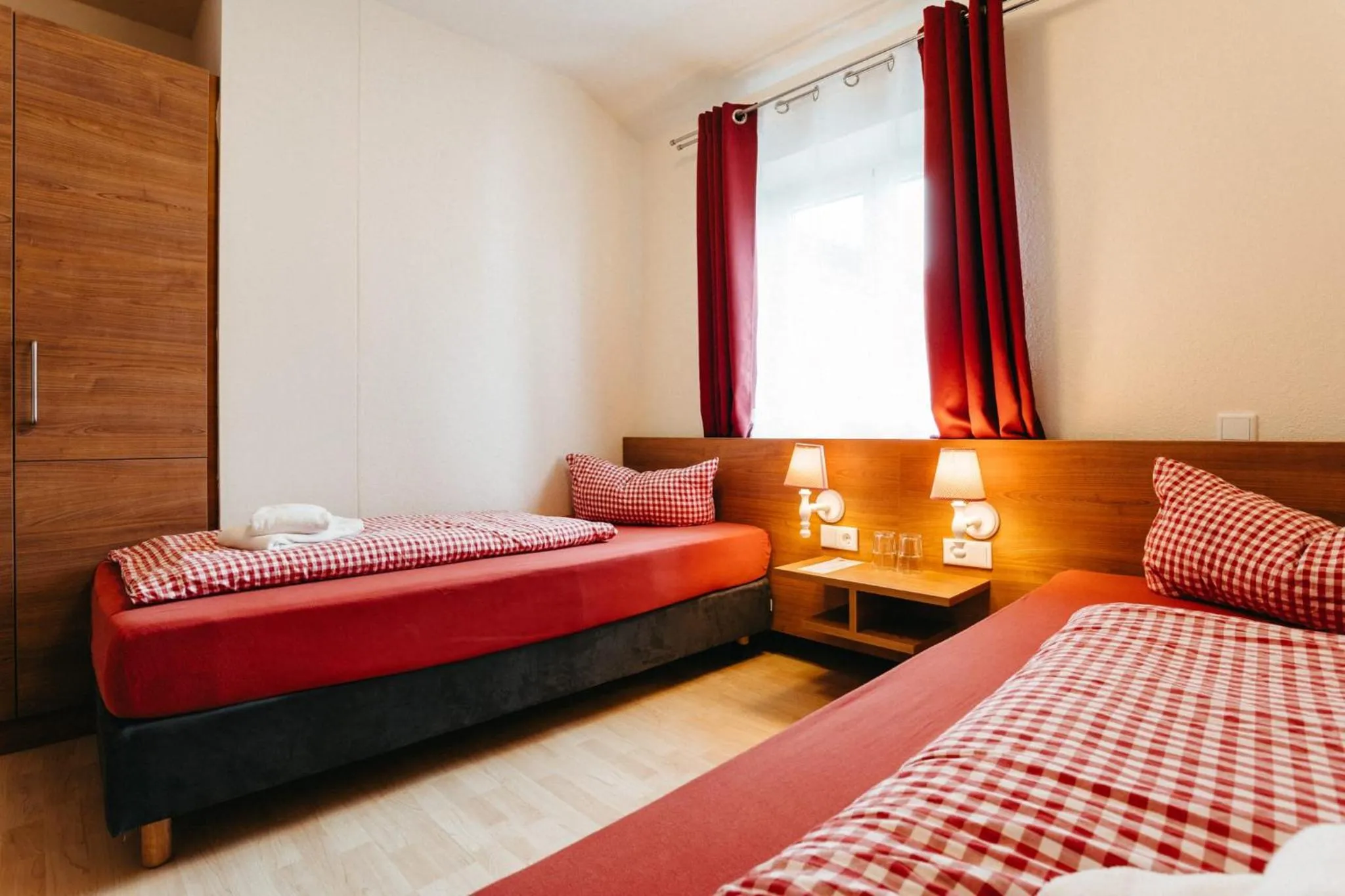 Photo of the whole room, Bed in Braugasthof Trompete