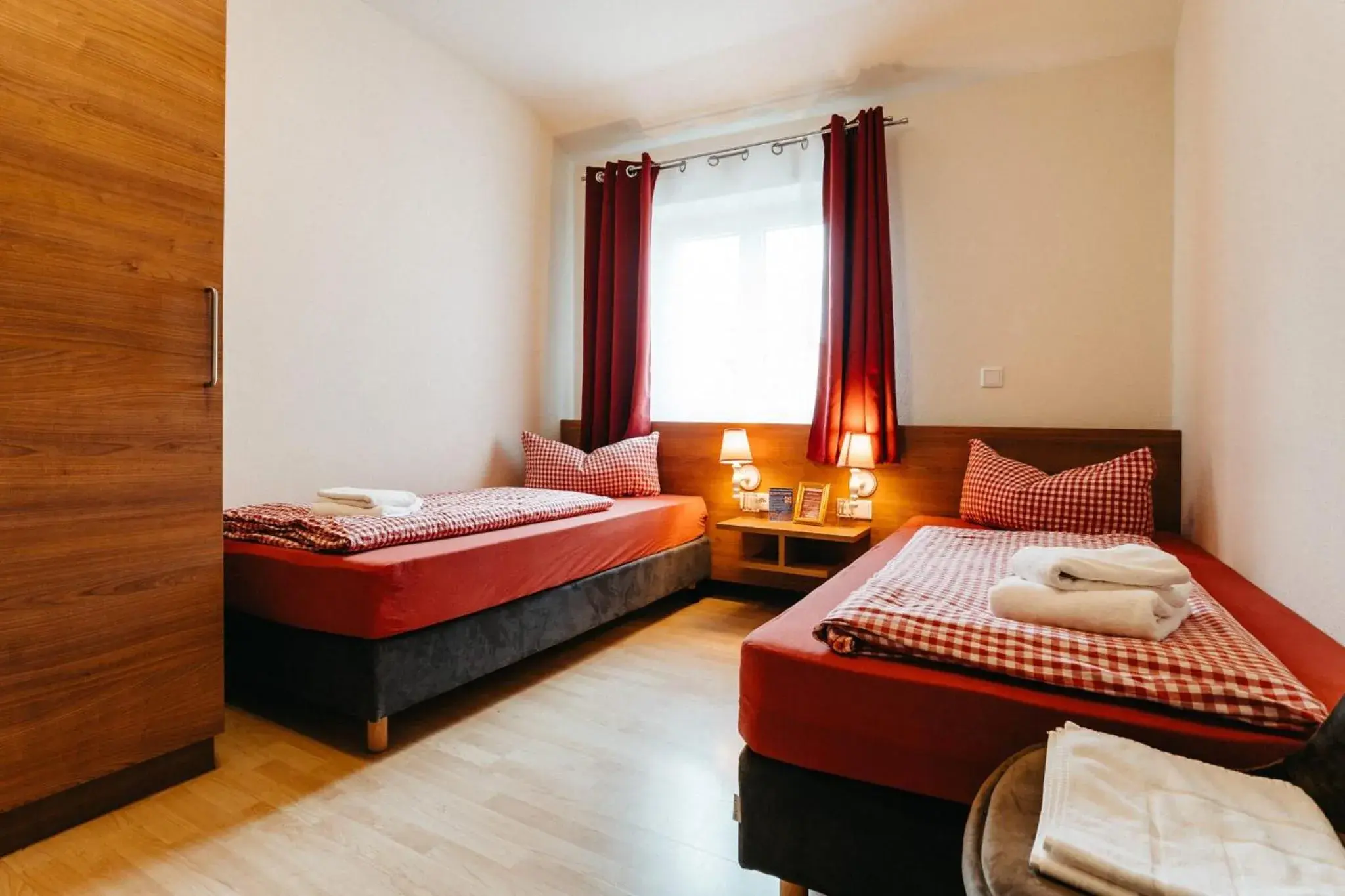 Double Room Radler with Shared Bathroom - single occupancy in Braugasthof Trompete Double Room Radler with Shared Bathroom - single occupancy in Braugasthof Trompete