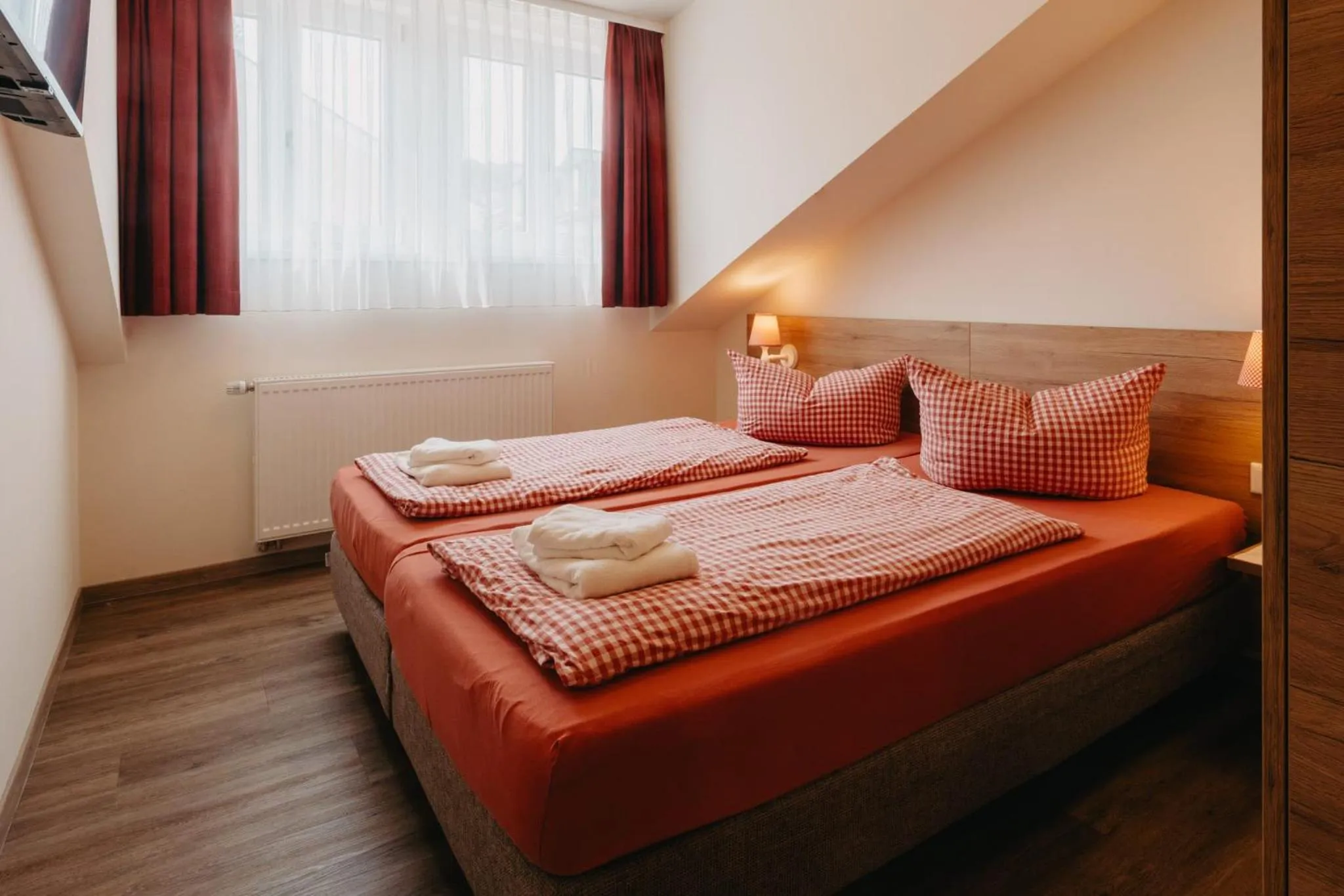 Photo of the whole room, Bed in Braugasthof Trompete