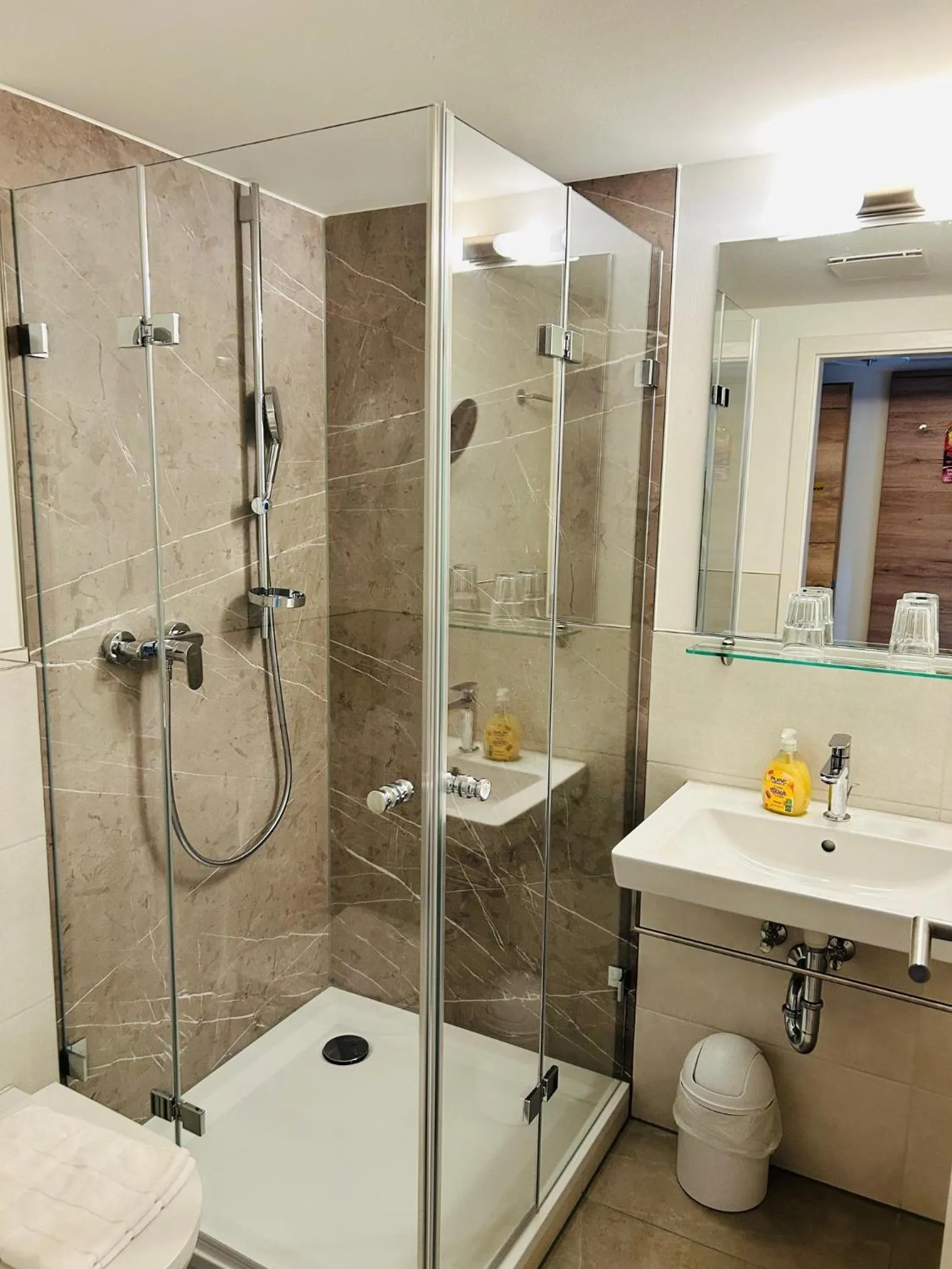 Bathroom in Braugasthof Trompete