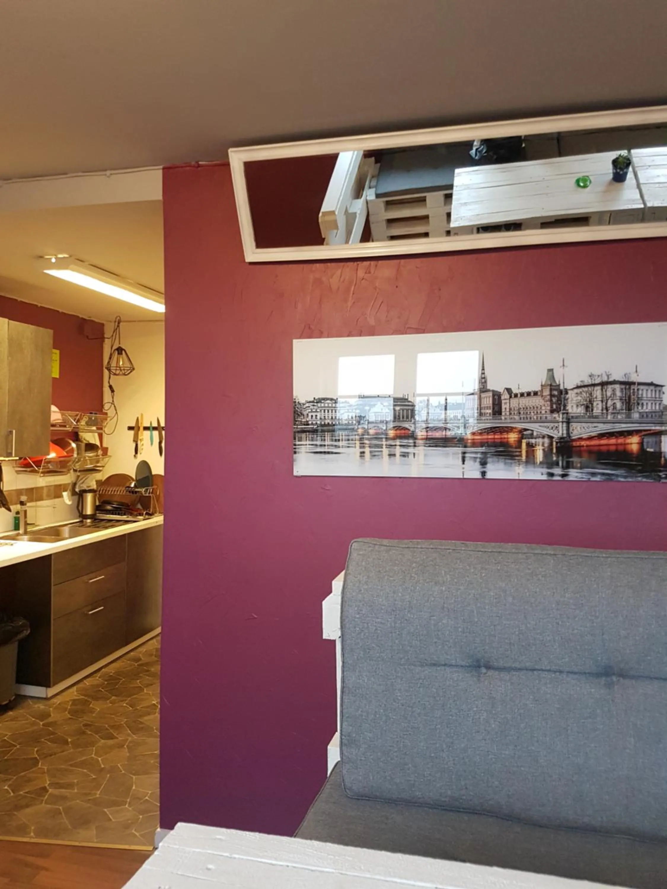 Communal kitchen in Crafoord Place Hostel