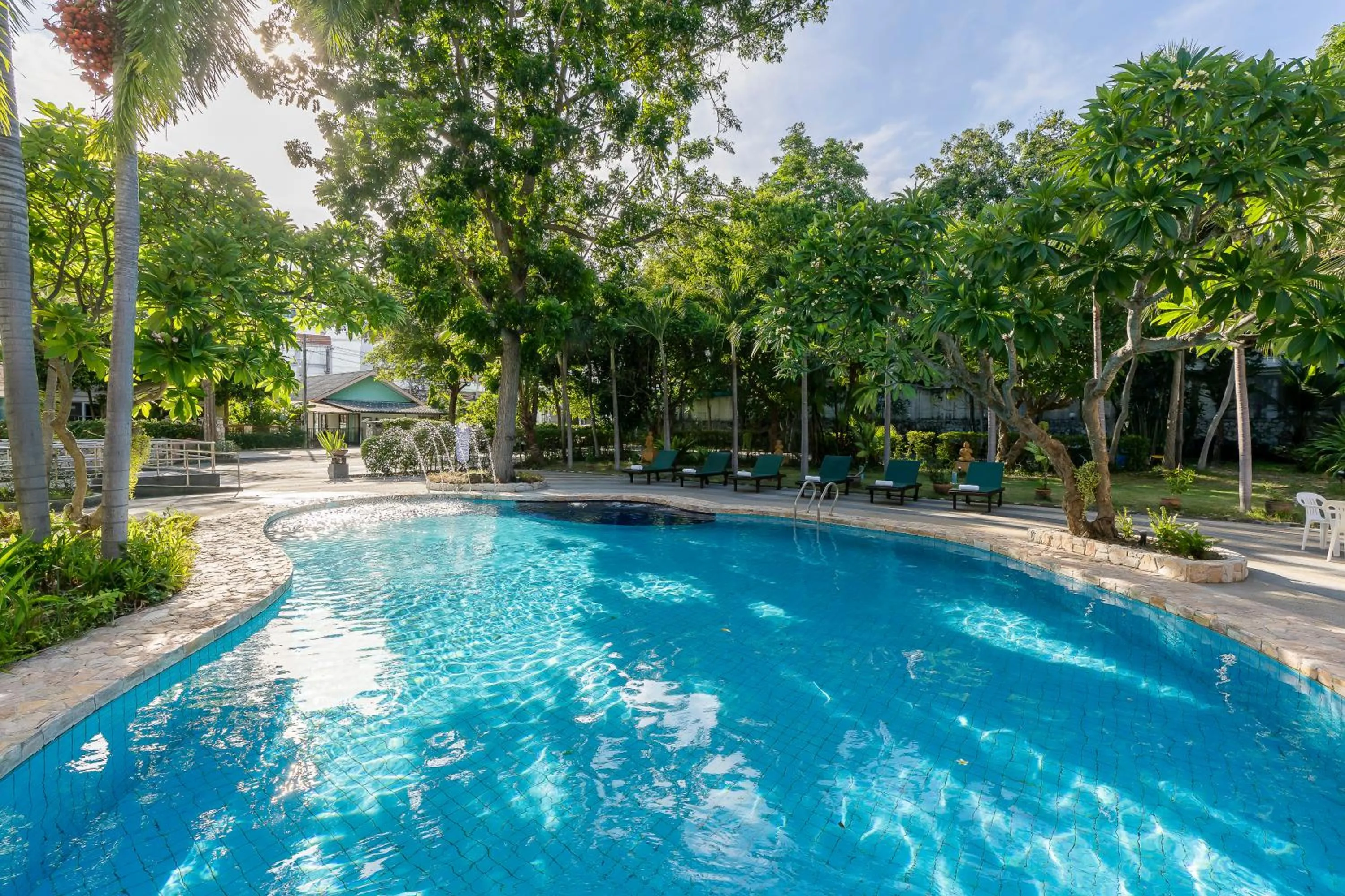 Swimming pool in Bella Villa Pattaya 3rd Road