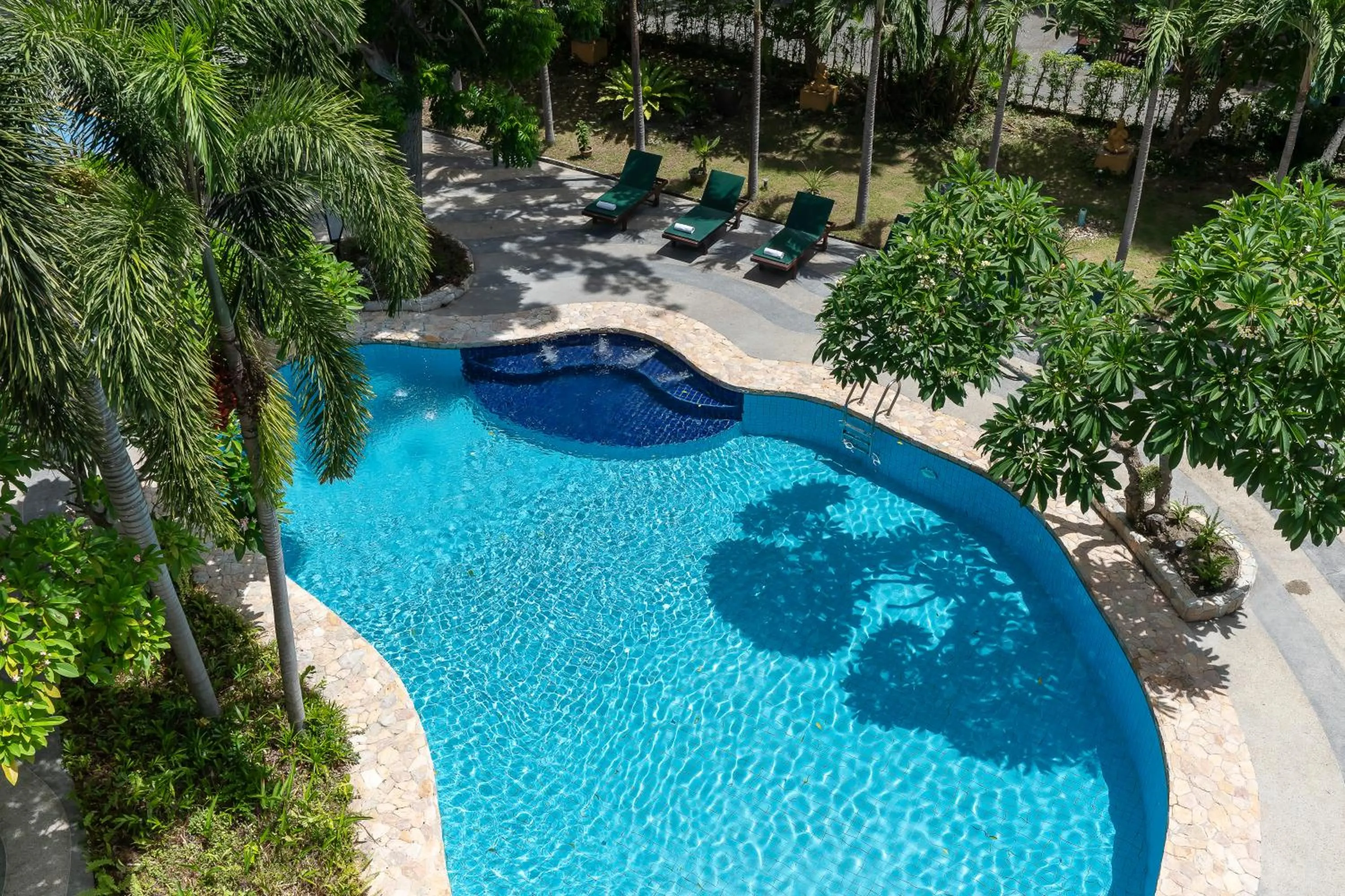 Pool view in Bella Villa Pattaya 3rd Road