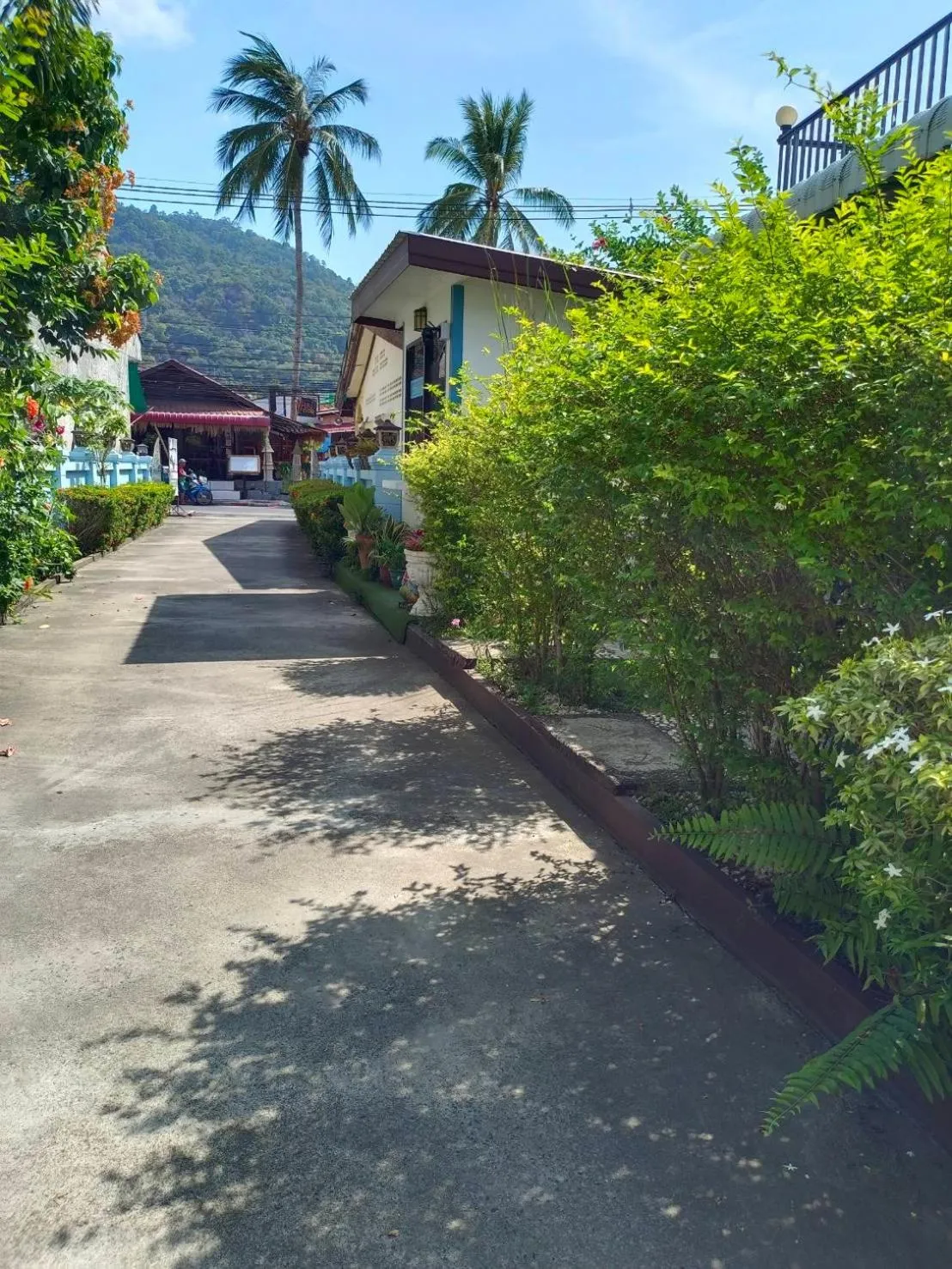 Quiet street view in Phannarai House