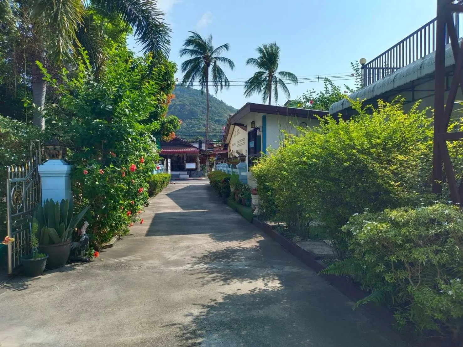 Street view in Phannarai House