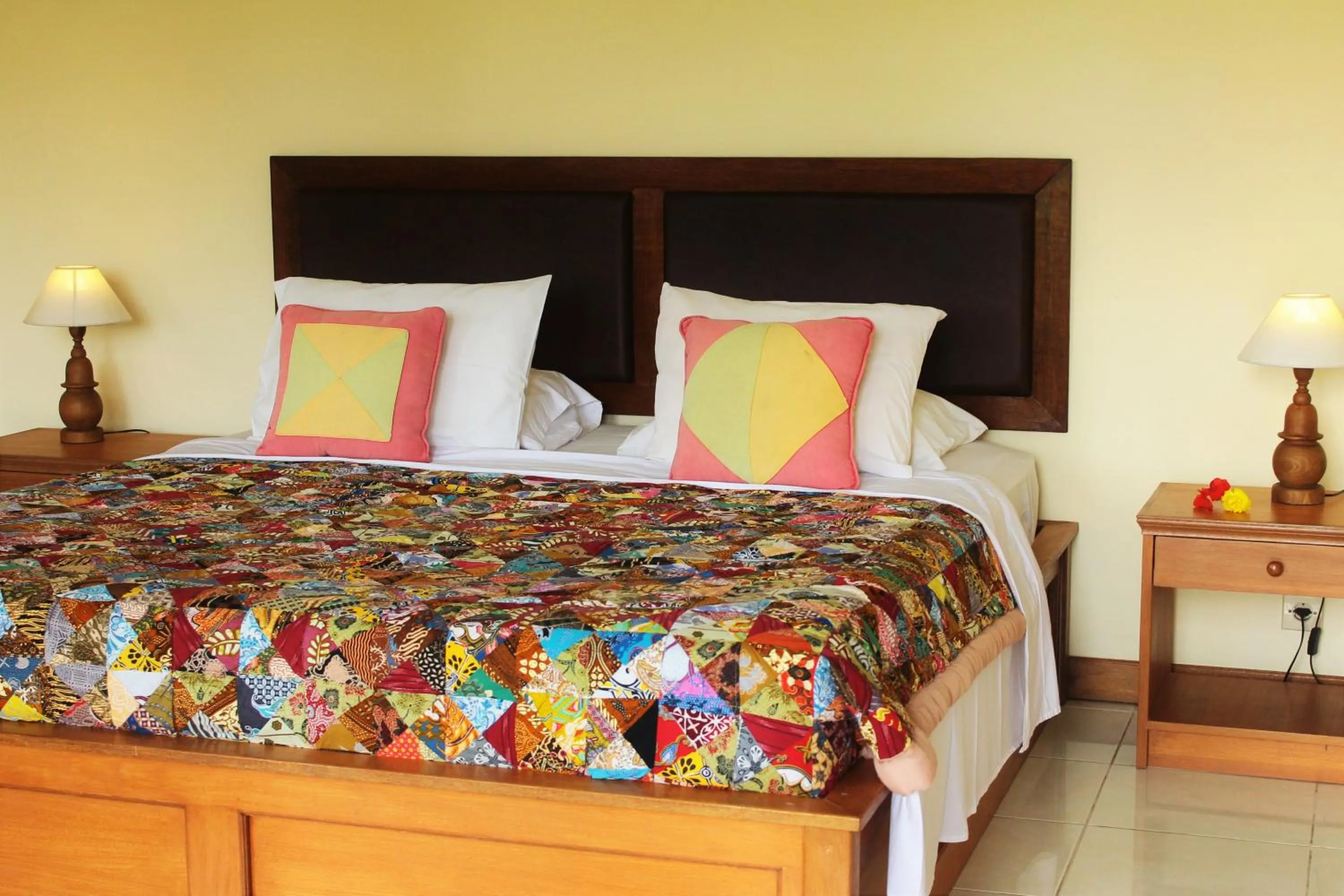Bed in Cenik House Ubud