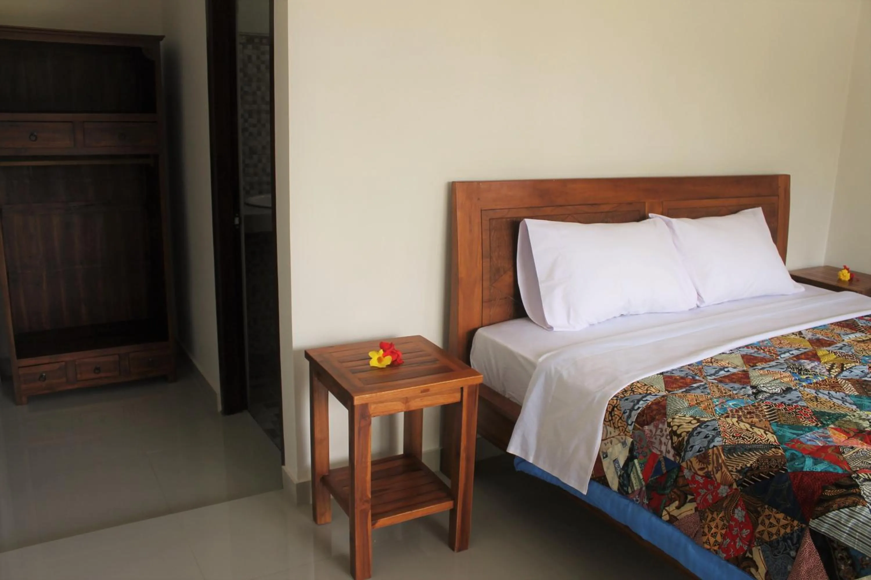 Bed in Cenik House Ubud