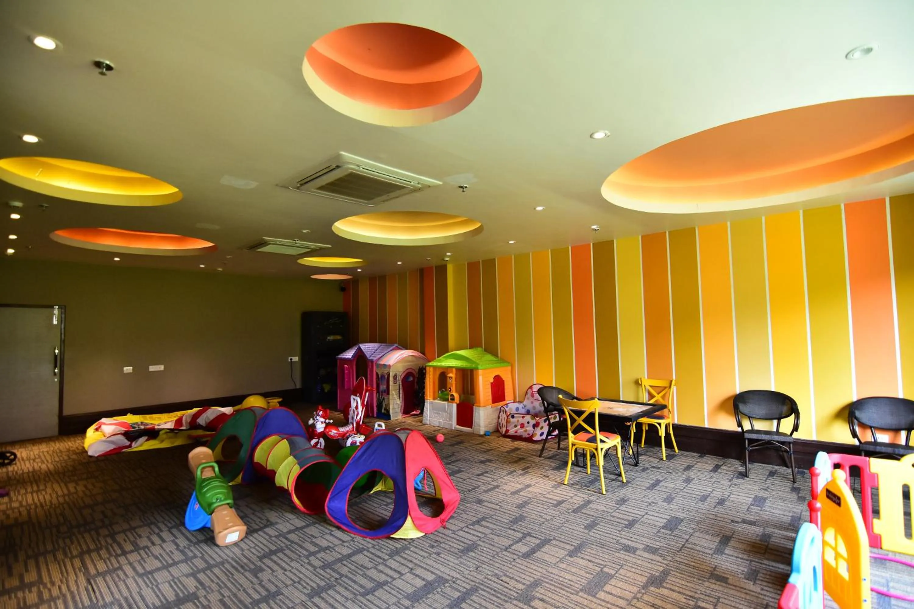 Billiard in Swosti Chilika Resort